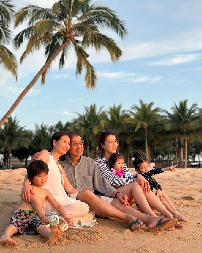 Loạt mỹ nam, mỹ nữ Hoa - Hàn du lịch Việt- Ảnh 9.