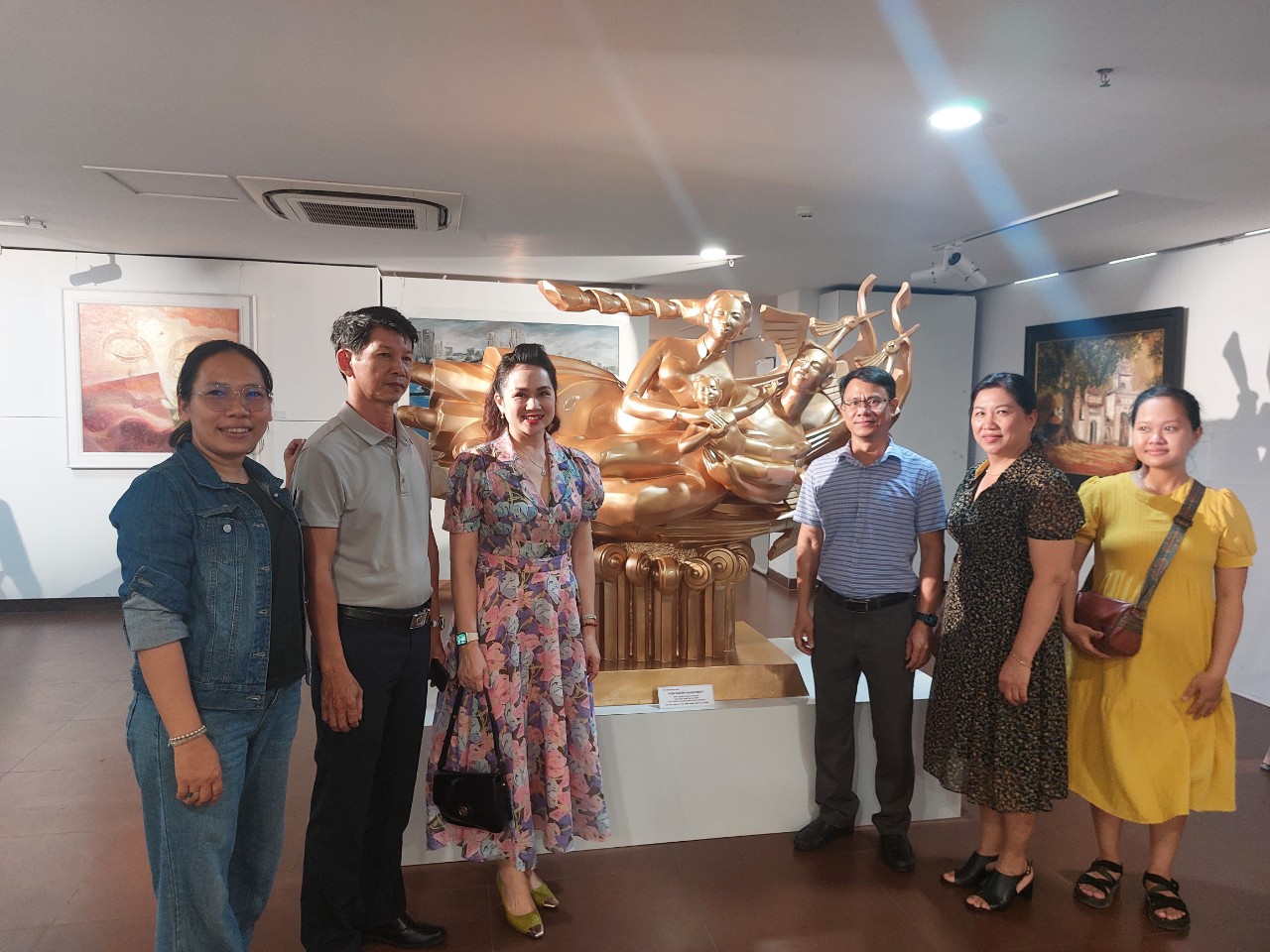 43 tác phẩm hội họa đặc sắc tham gia triển lãm mỹ thuật