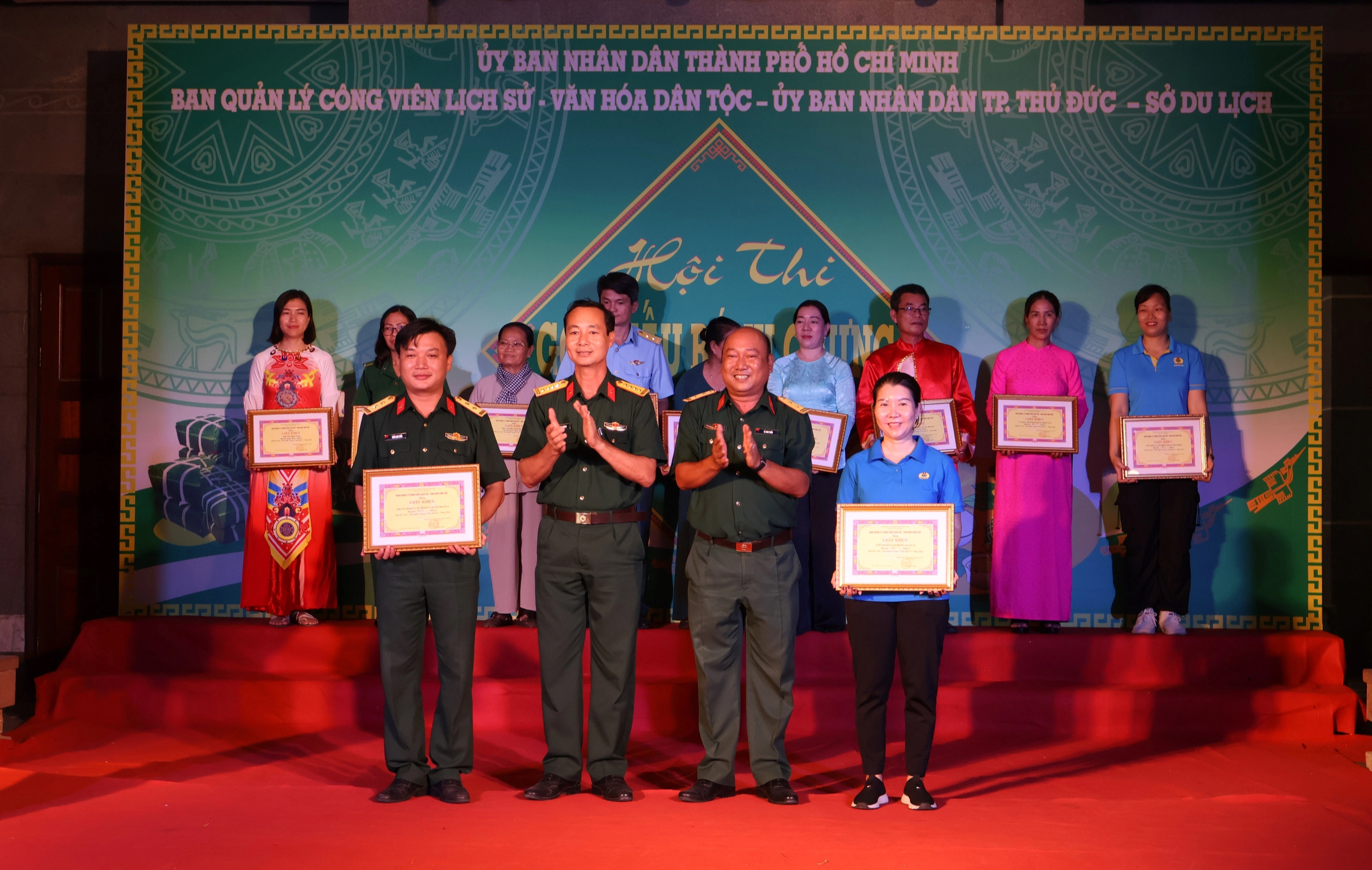 TP HCM: Thi g&oacute;i, nấu b&aacute;nh chưng d&acirc;ng Vua H&ugrave;ng- Ảnh 6.