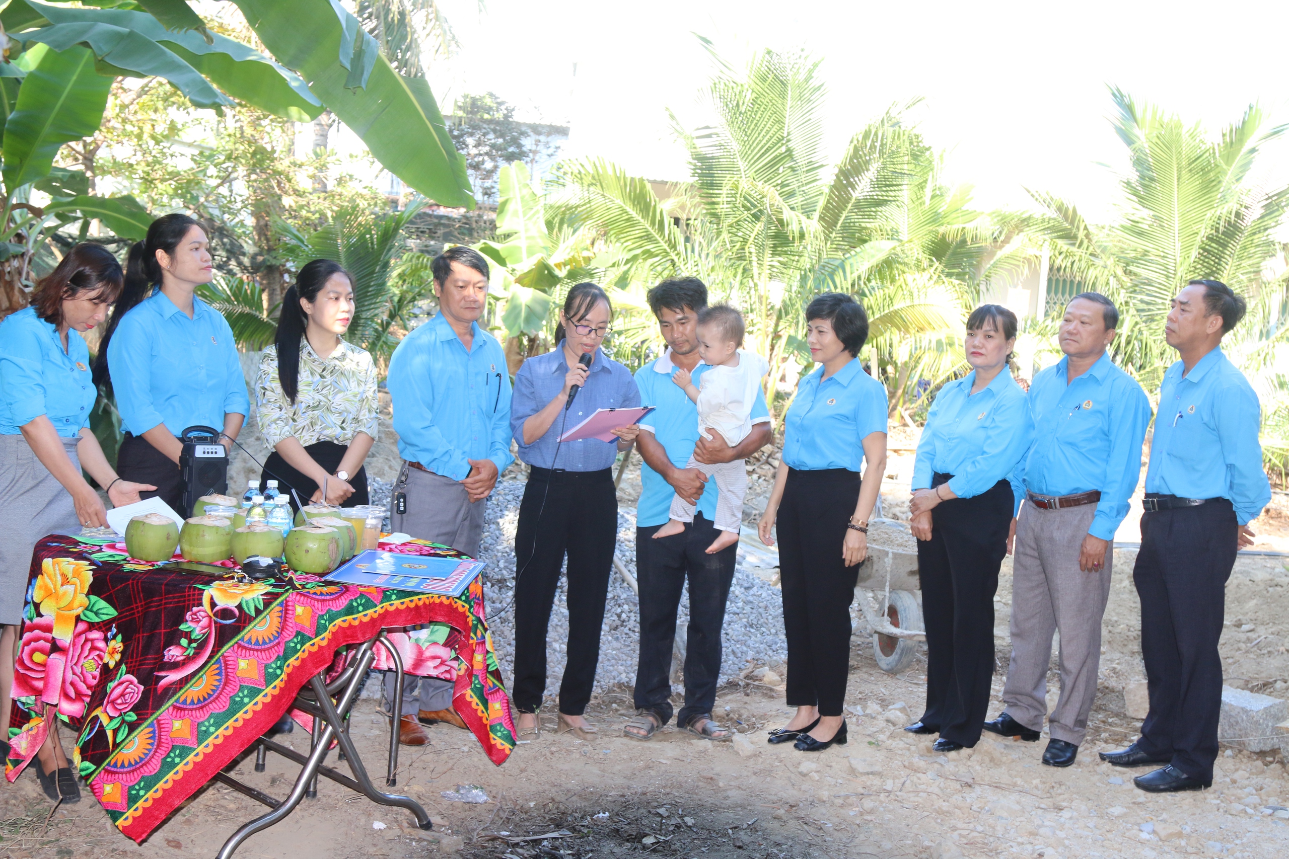 Khởi công xây dựng Mái ấm Công đoàn ở Khánh Hòa
- Ảnh 2.