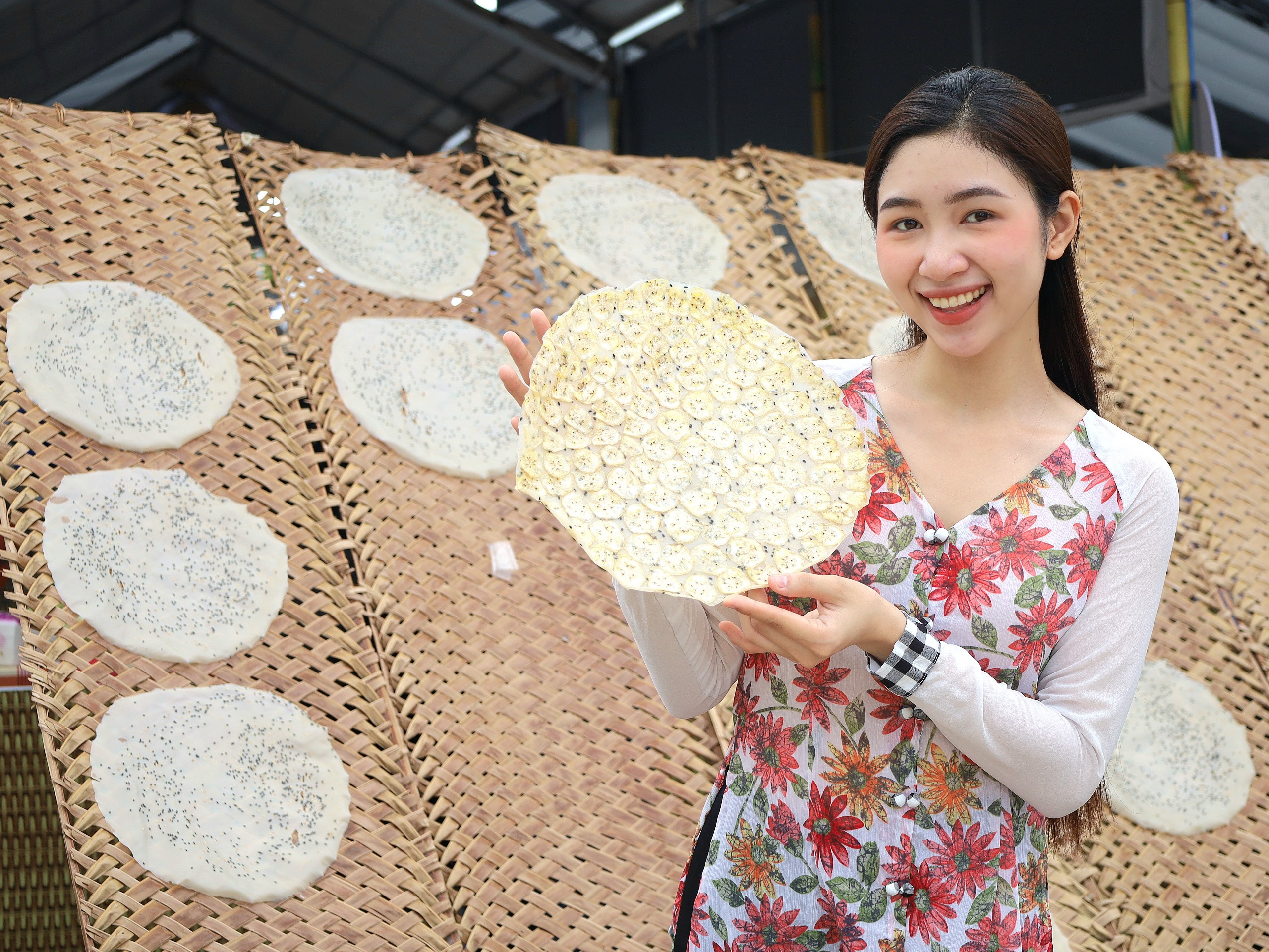 Giỗ Tổ Hùng Vương, đến Cần Thơ thưởng thức 100 loại bánh- Ảnh 2.