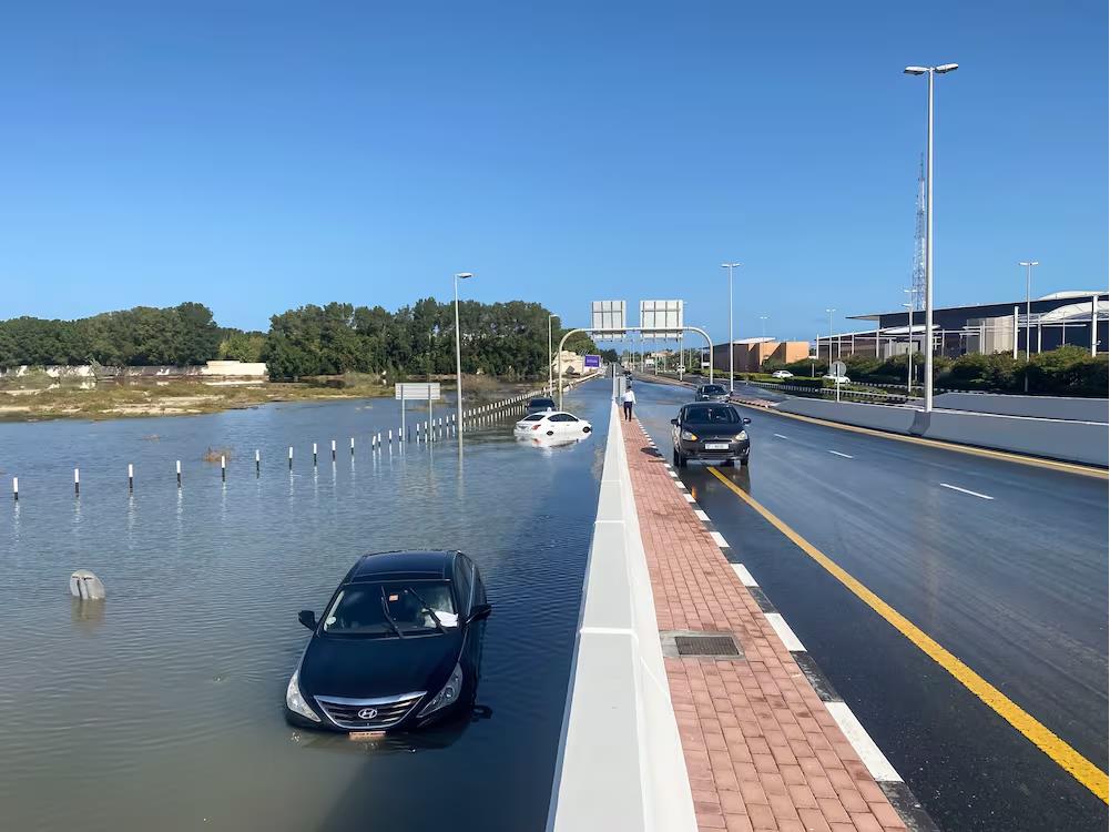 Dubai mưa xối xả: UAE l&ecirc;n tiếng về c&ocirc;ng nghệ tạo mưa nh&acirc;n tạo- Ảnh 6.