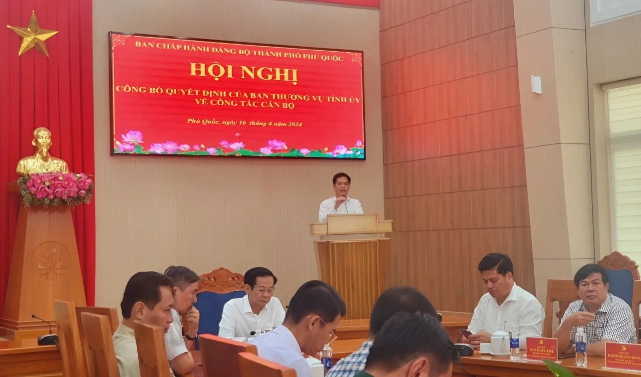T&acirc;n B&iacute; thư Th&agrave;nh ủy Ph&uacute; Quốc n&oacute;i g&igrave; tr&ecirc;n cương vị mới?- Ảnh 2.