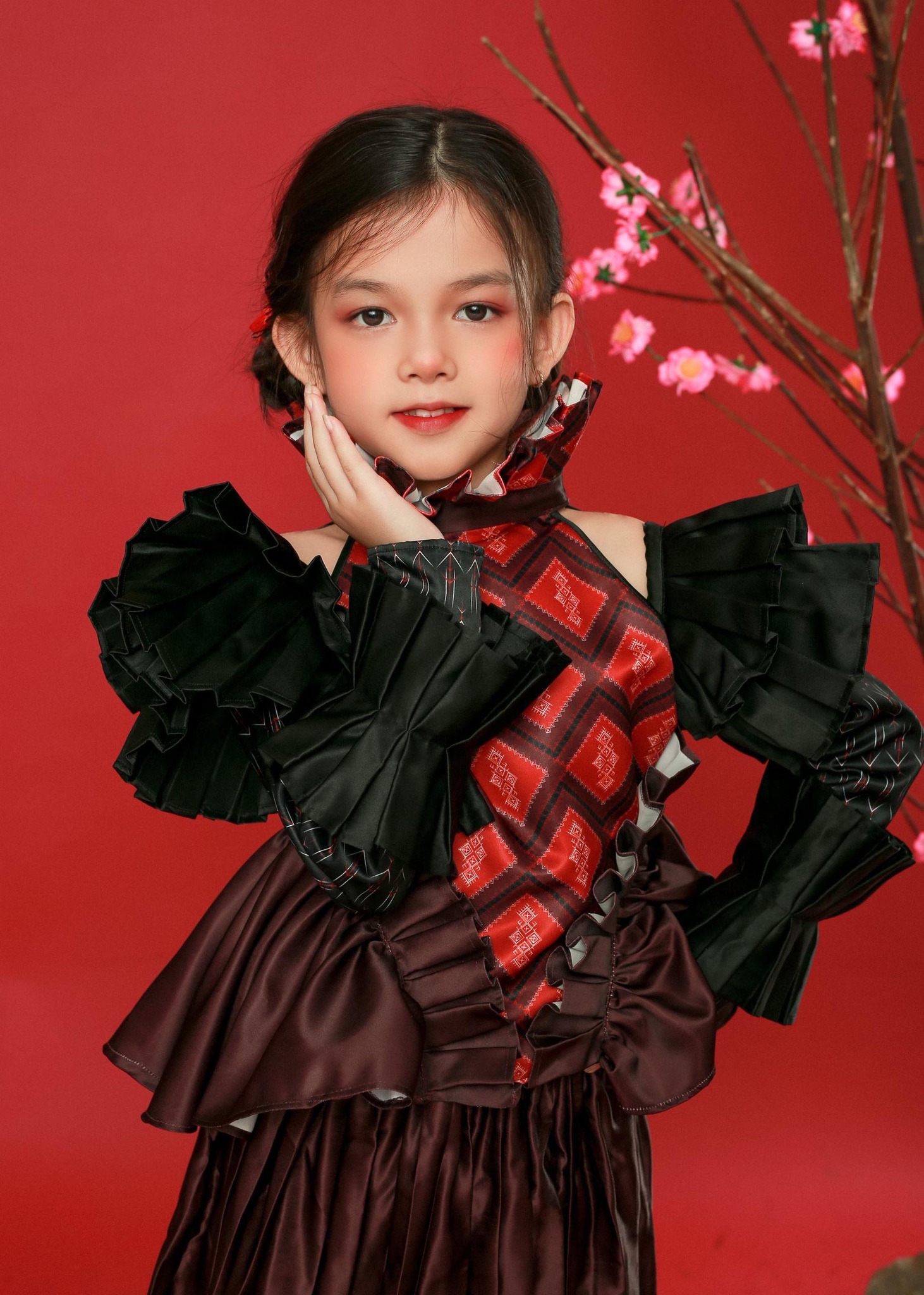 MC nh&iacute; Nguyễn Do&atilde;n Ho&agrave;ng Kim: Từ "b&agrave; cụ non" đến MC, mẫu nh&iacute; t&agrave;i năng- Ảnh 8.