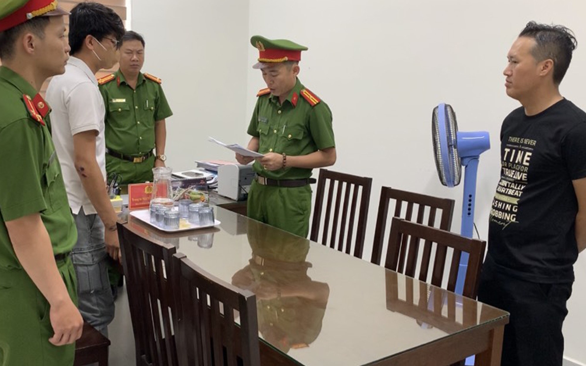 Khởi tố 2 gi&aacute;m đốc doanh nghiệp ở Đ&agrave; Nẵng v&agrave; Quảng Nam- Ảnh 1.