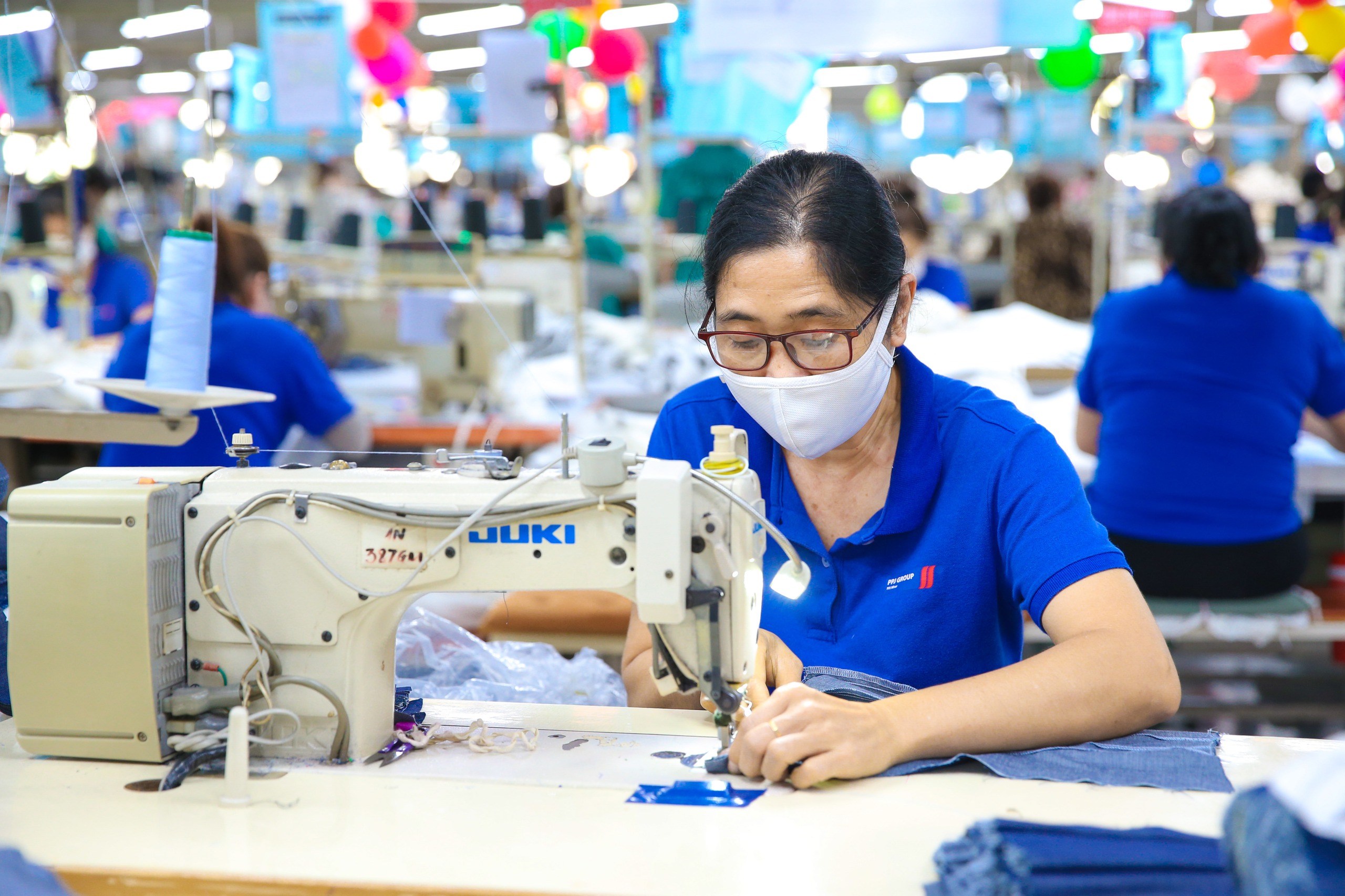 Ch&uacute; trọng cải thiện m&ocirc;i trường, điều kiện l&agrave;m việc cho người lao động- Ảnh 1.