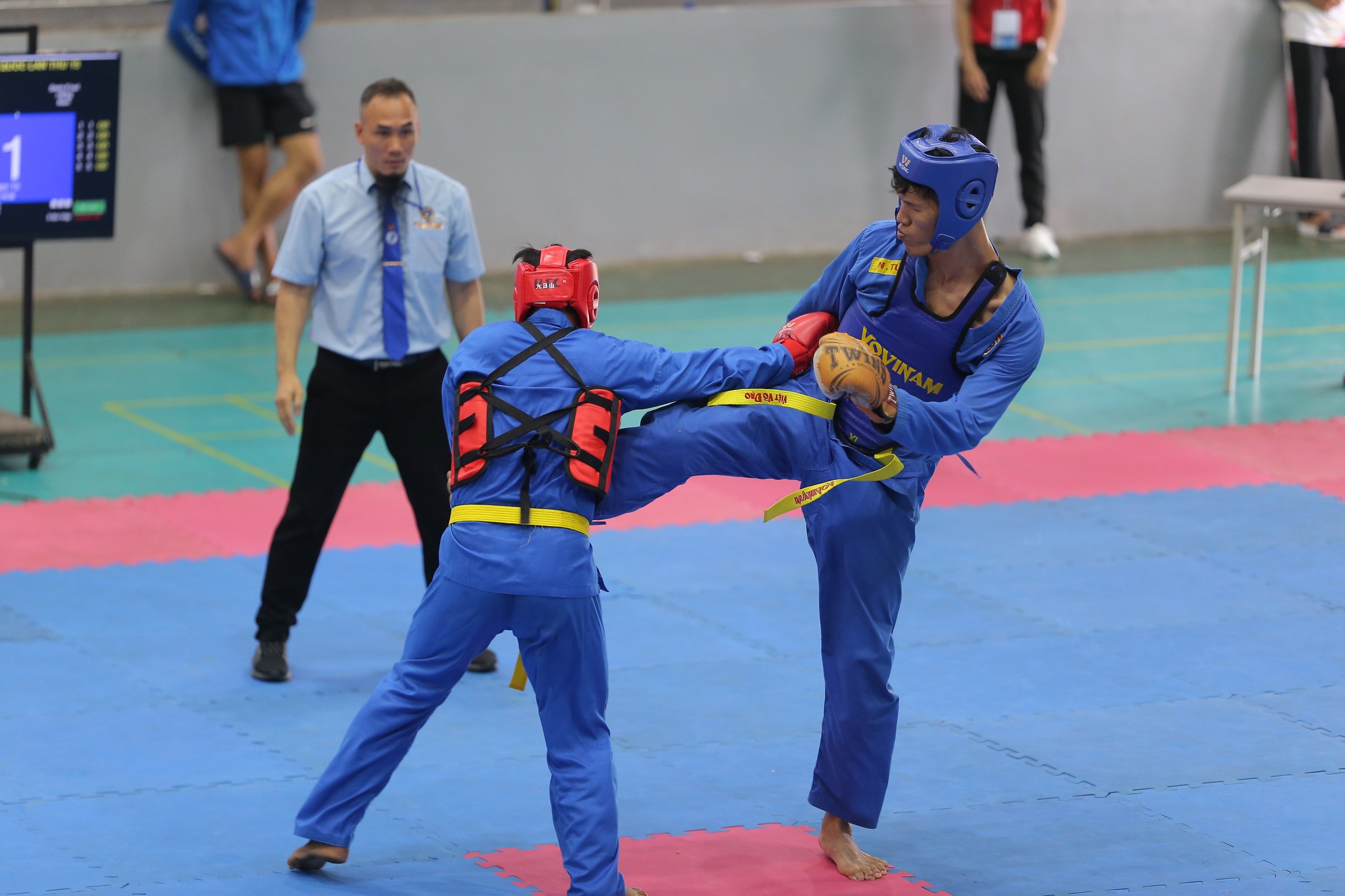 Hơn 350 VĐV tranh t&agrave;i tại Giải V&ocirc; địch Vovinam c&aacute;c đội mạnh to&agrave;n quốc 2024- Ảnh 1.