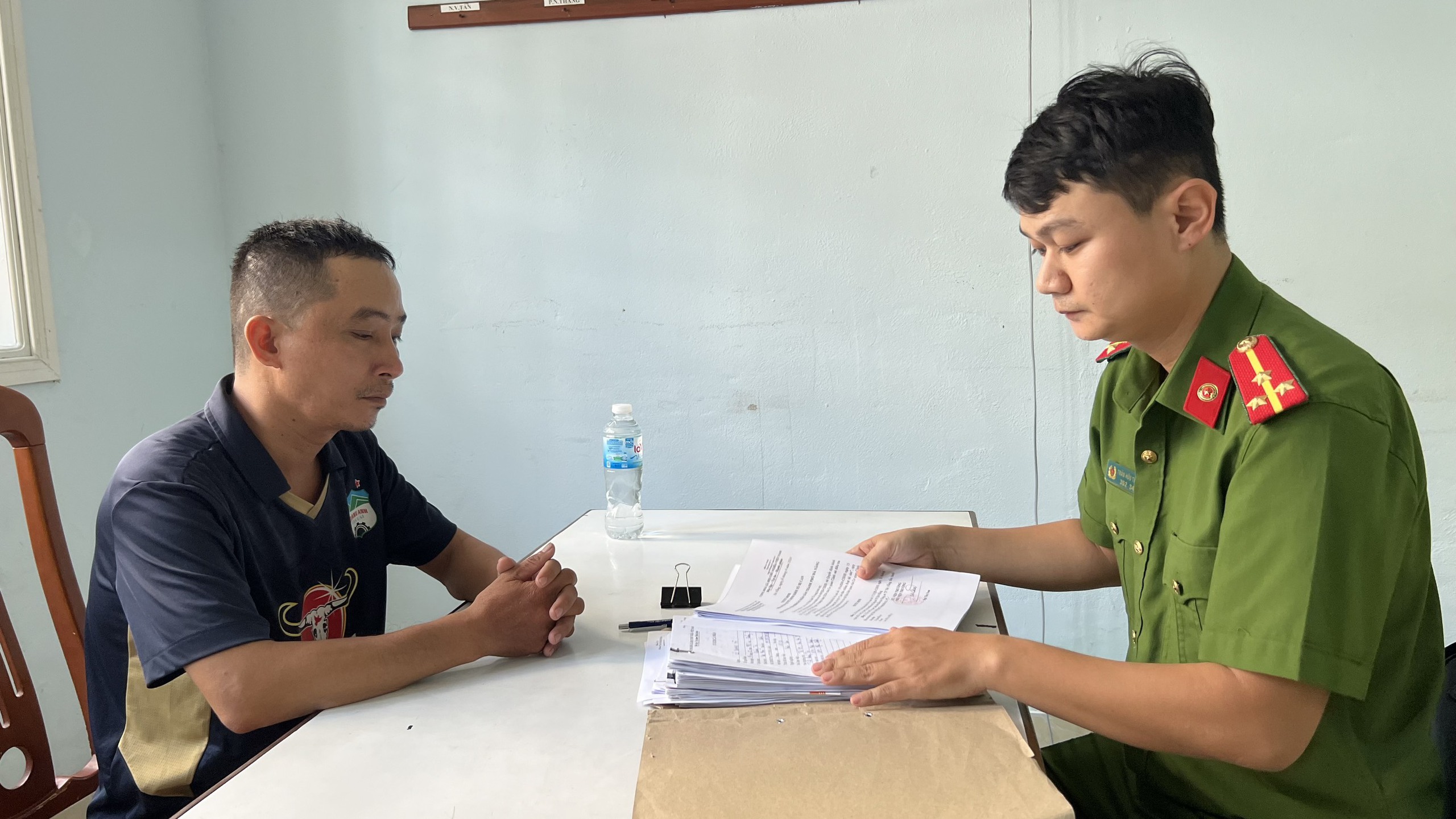 Bị lừa sau khi mua 3.550 th&ugrave;ng bia từ bạn h&agrave;ng- Ảnh 1.