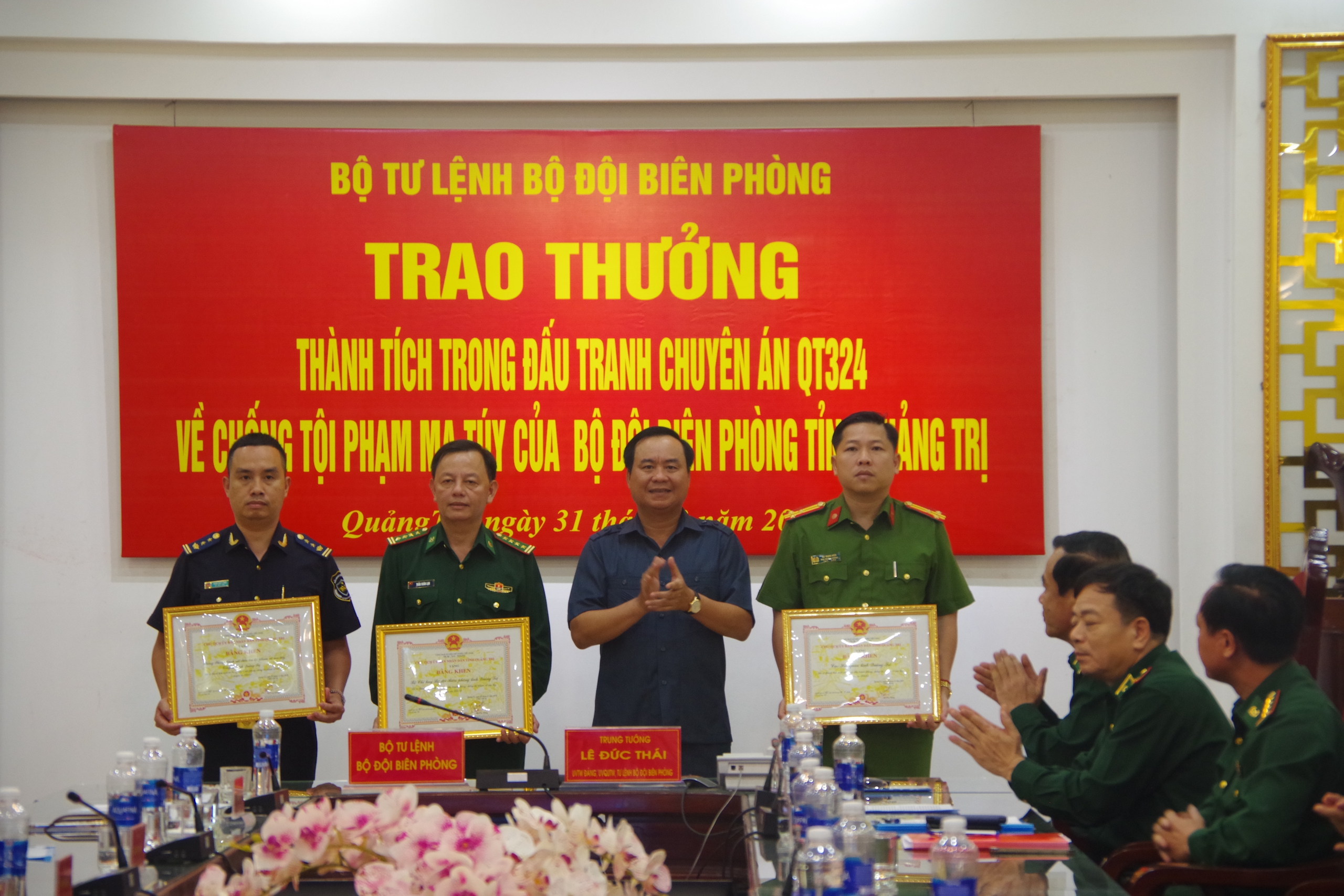Lời khai của đối tượng trong đường d&acirc;y vận chuyển 100 kg ma t&uacute;y từ L&agrave;o v&agrave;o Việt Nam- Ảnh 2.