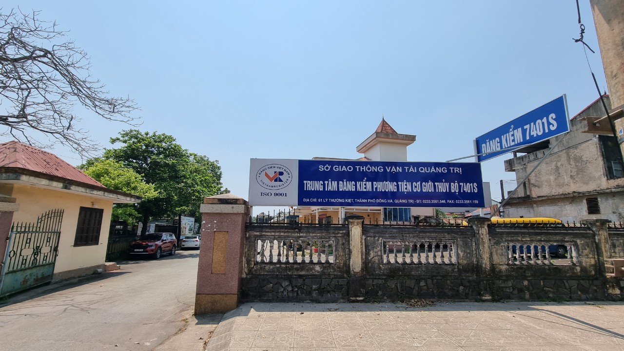 Khởi tố 2 l&atilde;nh đạo Trung t&acirc;m Đăng kiểm phương tiện cơ giới thủy bộ Quảng Trị- Ảnh 1.