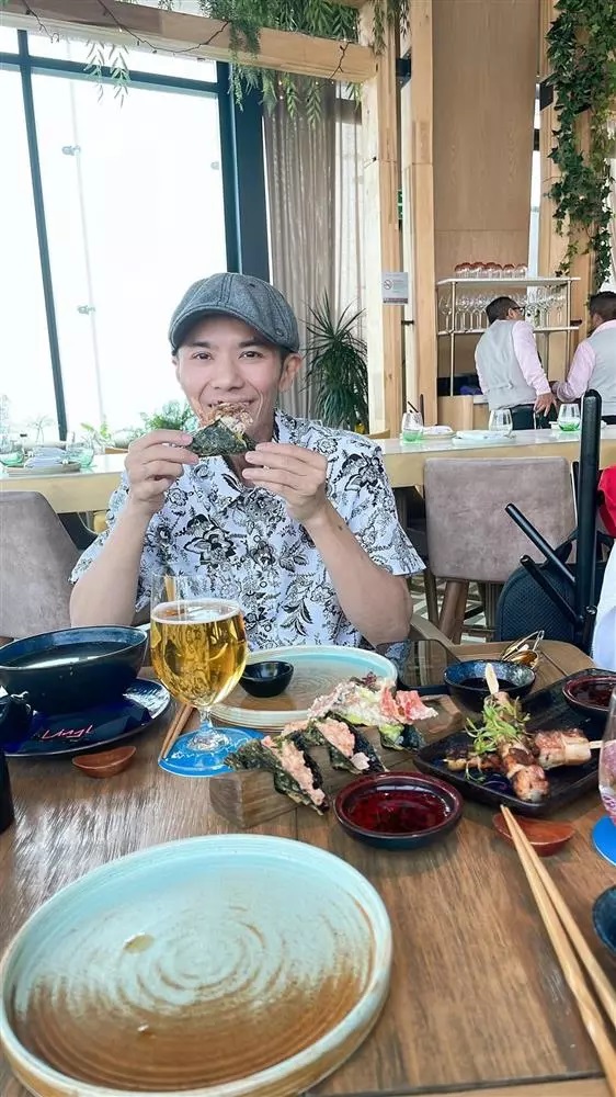 Kh&aacute;n giả kh&ocirc;ng thể nhận ra ca sĩ Kasim Ho&agrave;ng Vũ

- Ảnh 5.