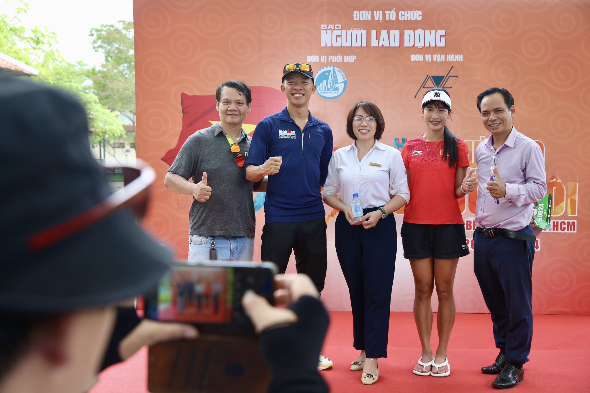 S&ocirc;i nổi buổi giao lưu "Runners hỏi, Coach trả lời" tại Giải half-marathon "Tự h&agrave;o Tổ quốc t&ocirc;i"- Ảnh 6.