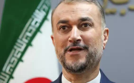 Nghi bị Israel tấn c&ocirc;ng, Iran n&oacute;i đ&atilde; bắn hạ &ldquo;đồ chơi trẻ con&rdquo;