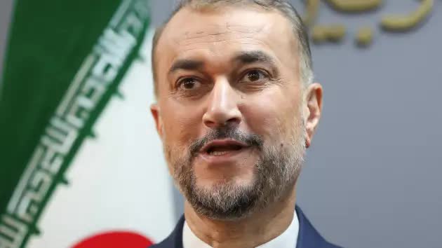 Nghi bị Israel tấn c&ocirc;ng, Iran n&oacute;i đ&atilde; bắn hạ &ldquo;đồ chơi trẻ con&rdquo;- Ảnh 1.