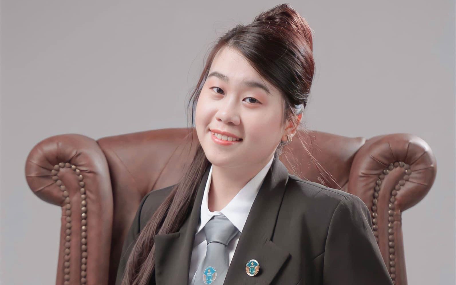 Nữ luật sư 9X ham học hỏi