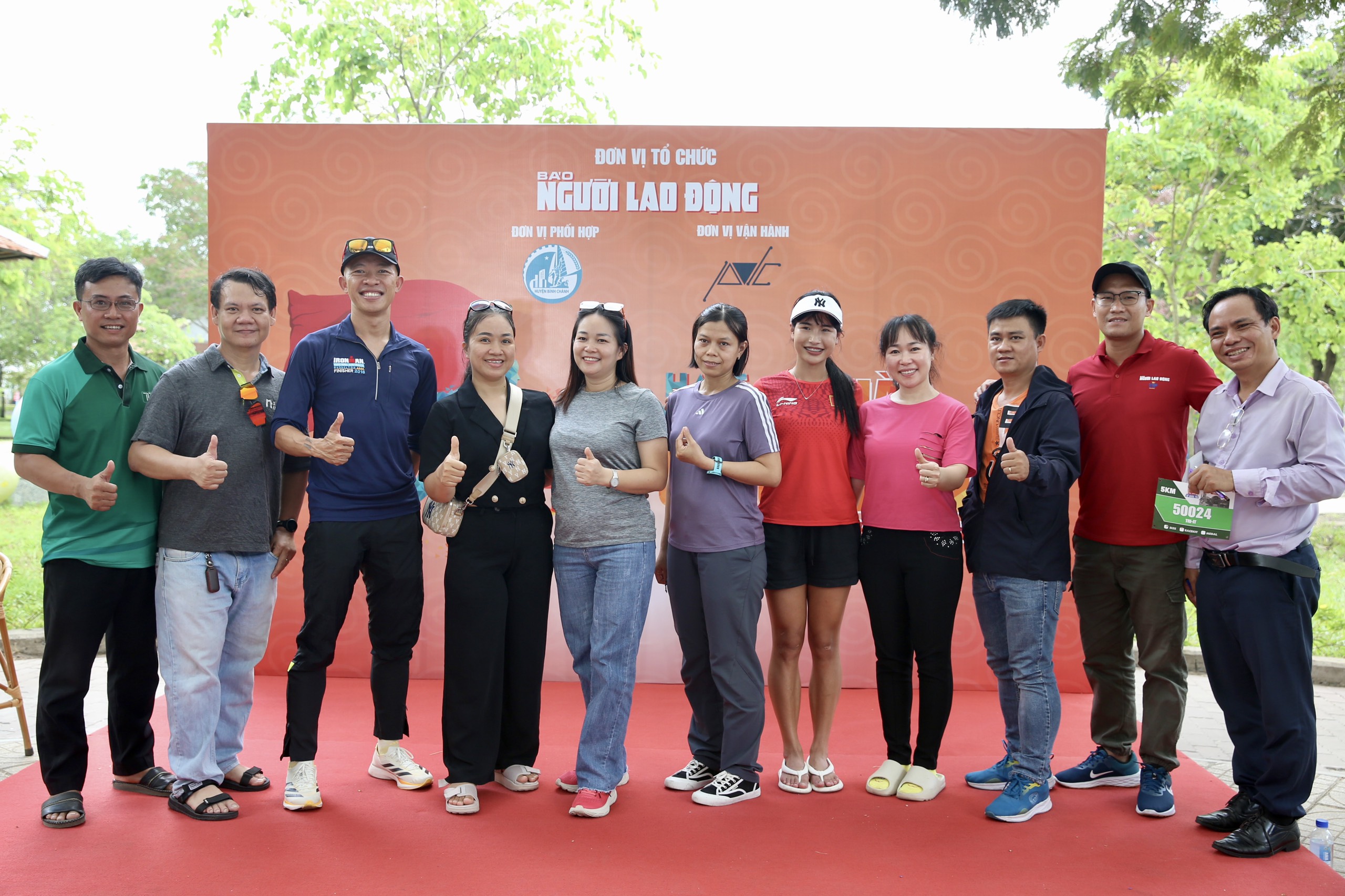 Sôi nổi buổi giao lưu