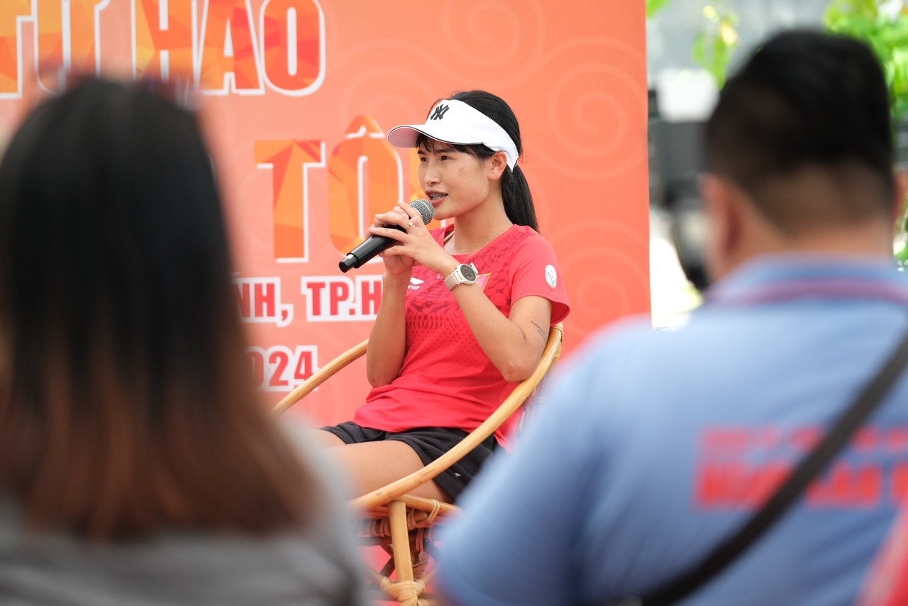 Sôi nổi buổi giao lưu