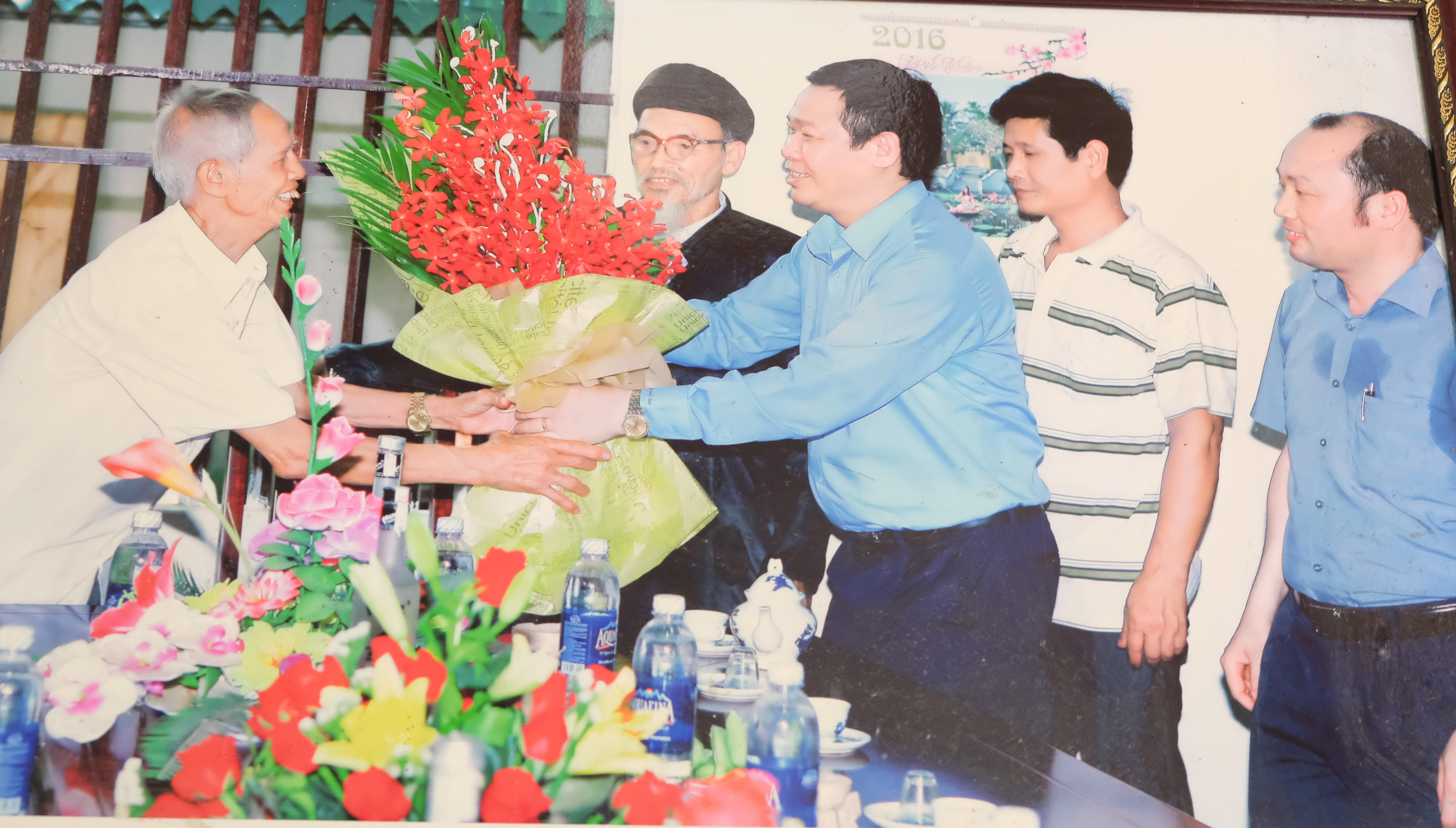 "Vua ph&aacute; bom" 4 lần được gặp B&aacute;c- Ảnh 3.