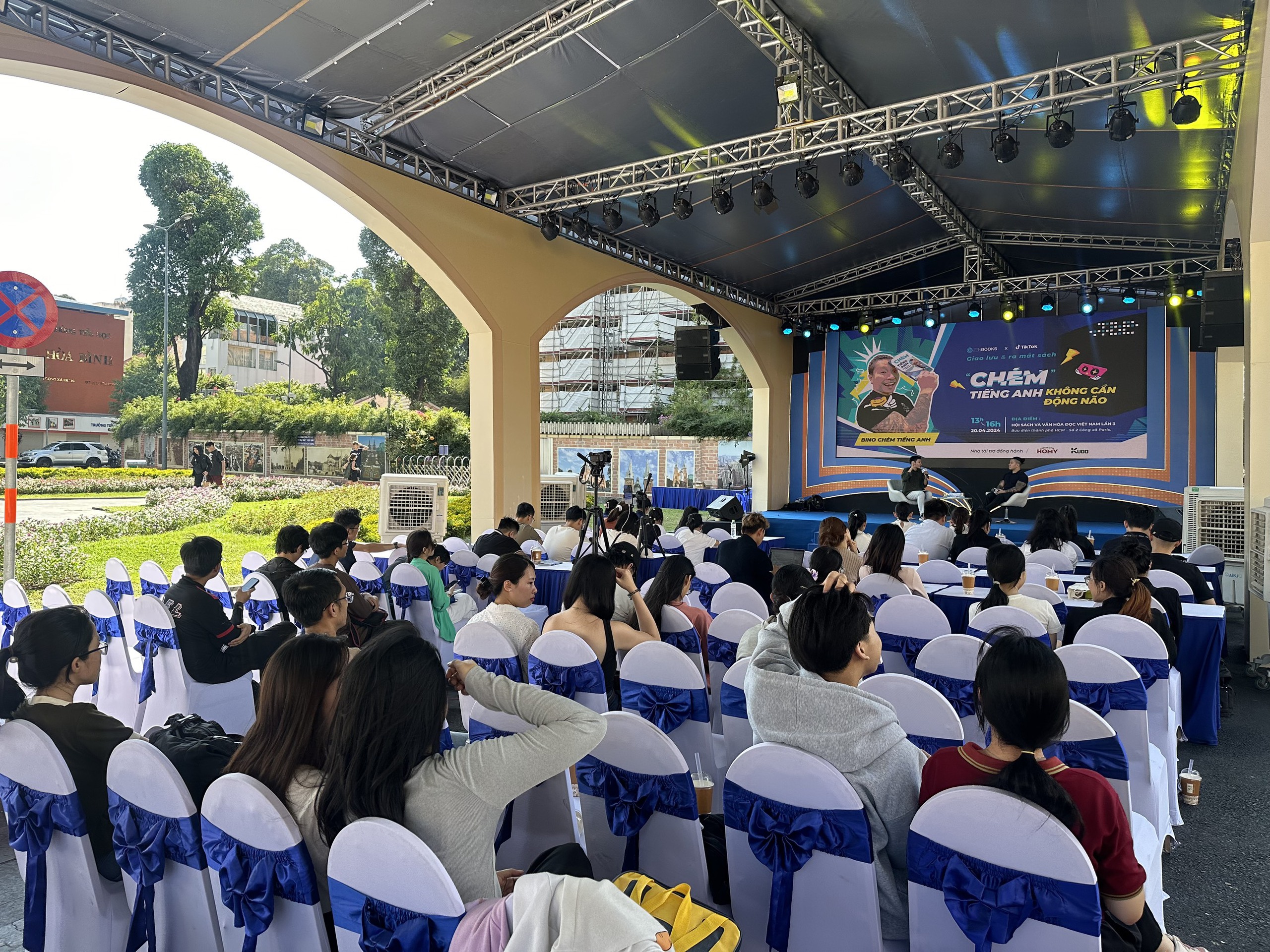 TP HCM: Cuối tuần sôi nổi với Ngày Sách và Văn hóa đọc - Ảnh 5.