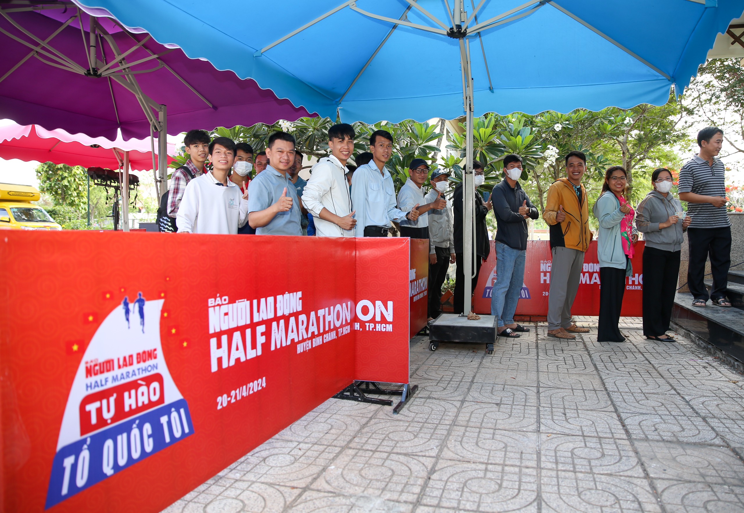 Hàng ngàn runner háo hức chờ tranh tài Giải half-marathon