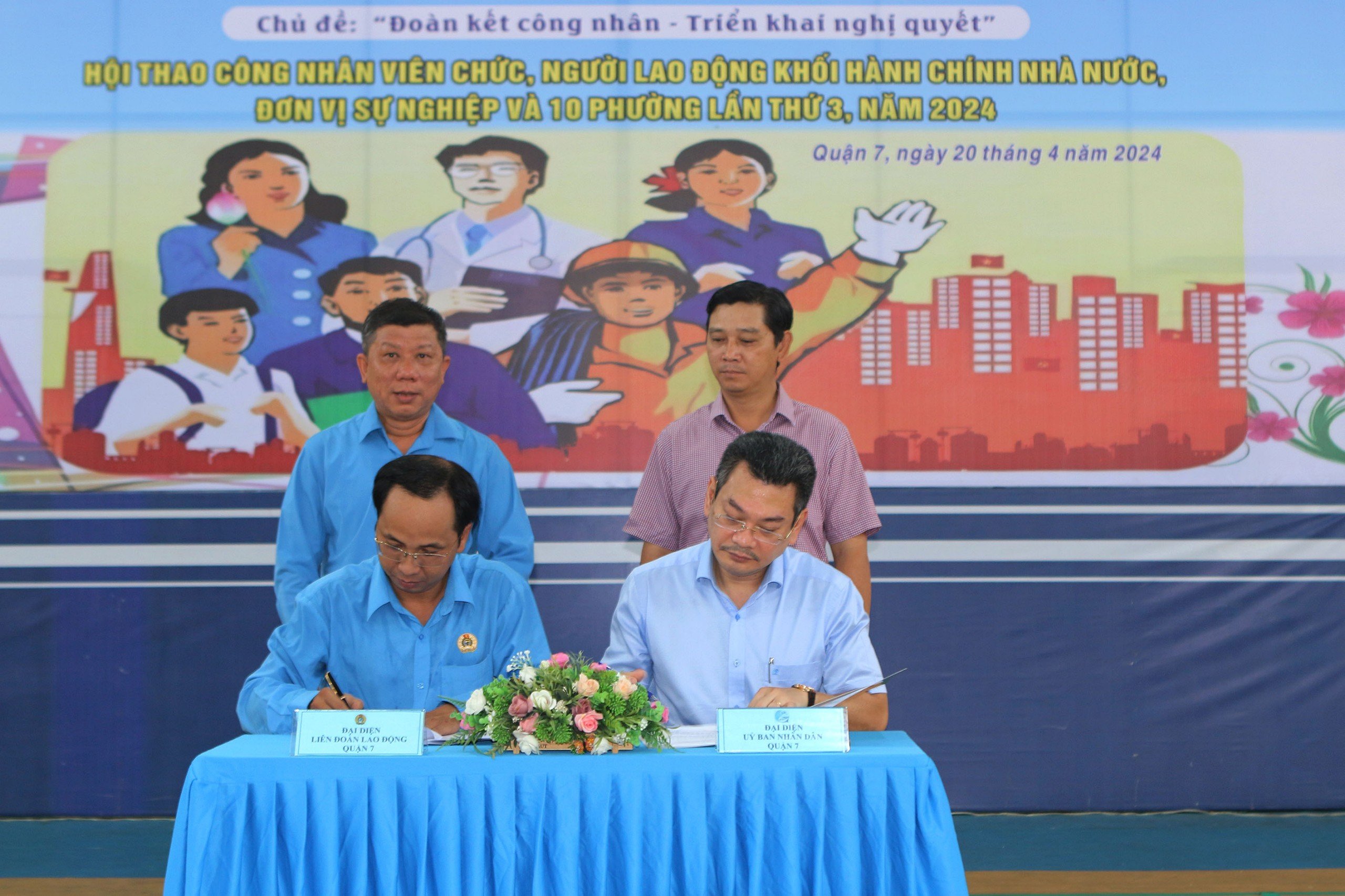 Nữ công nhân xúc động khi được Công đoàn hỗ trợ sửa chữa nhà- Ảnh 7.