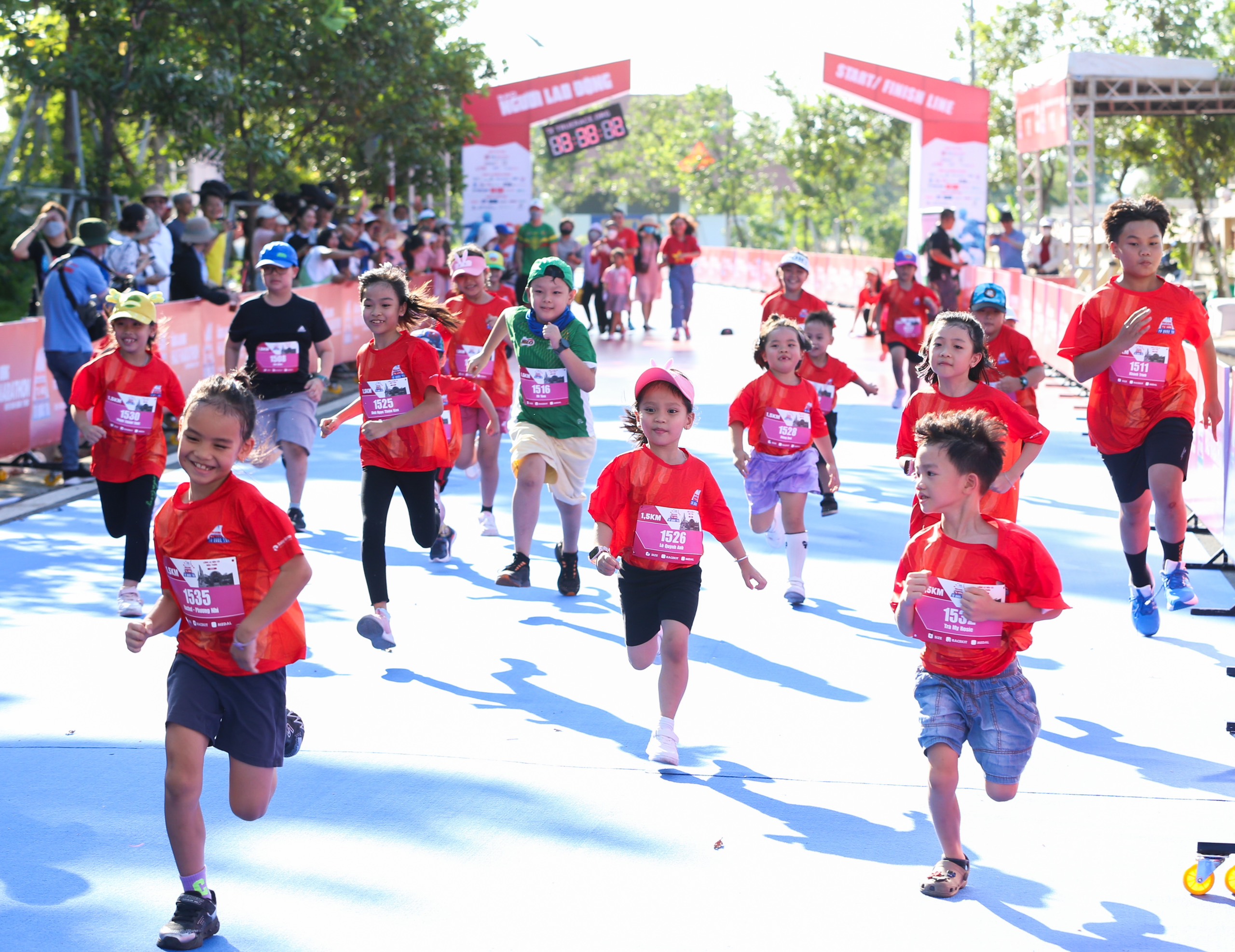 C&aacute;c cung bậc cảm x&uacute;c của runner nh&iacute; Giải half-marathon "Tự h&agrave;o Tổ quốc t&ocirc;i"- Ảnh 3.