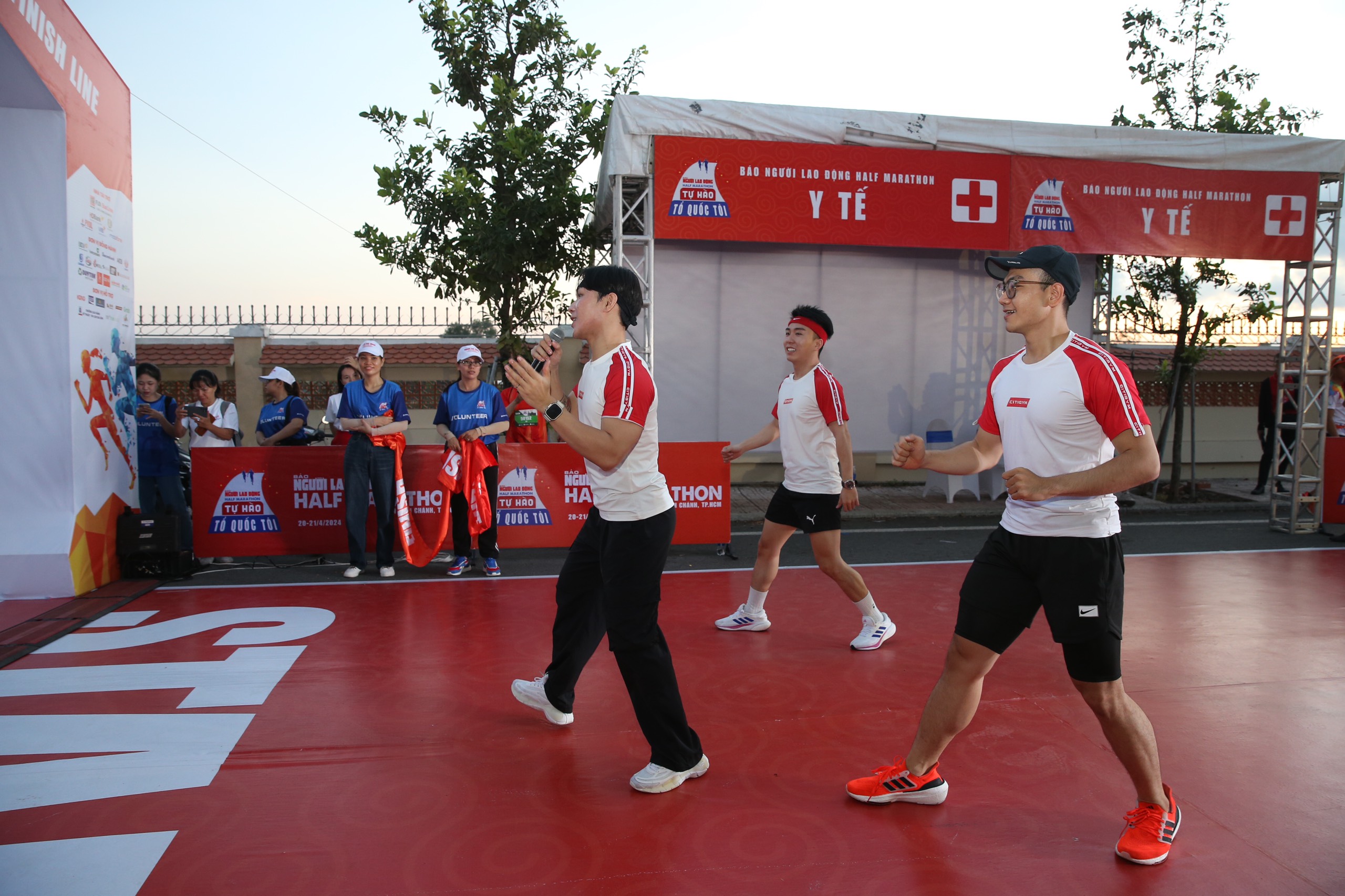 Bế mạc Giải half-marathon “Tự hào Tổ quốc tôi”- Ảnh 8.