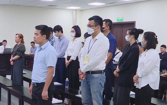 Đến giờ tuy&ecirc;n &aacute;n, To&agrave; bất ngờ trả hồ sơ vụ cựu chủ tịch Vimedimex- Ảnh 1.