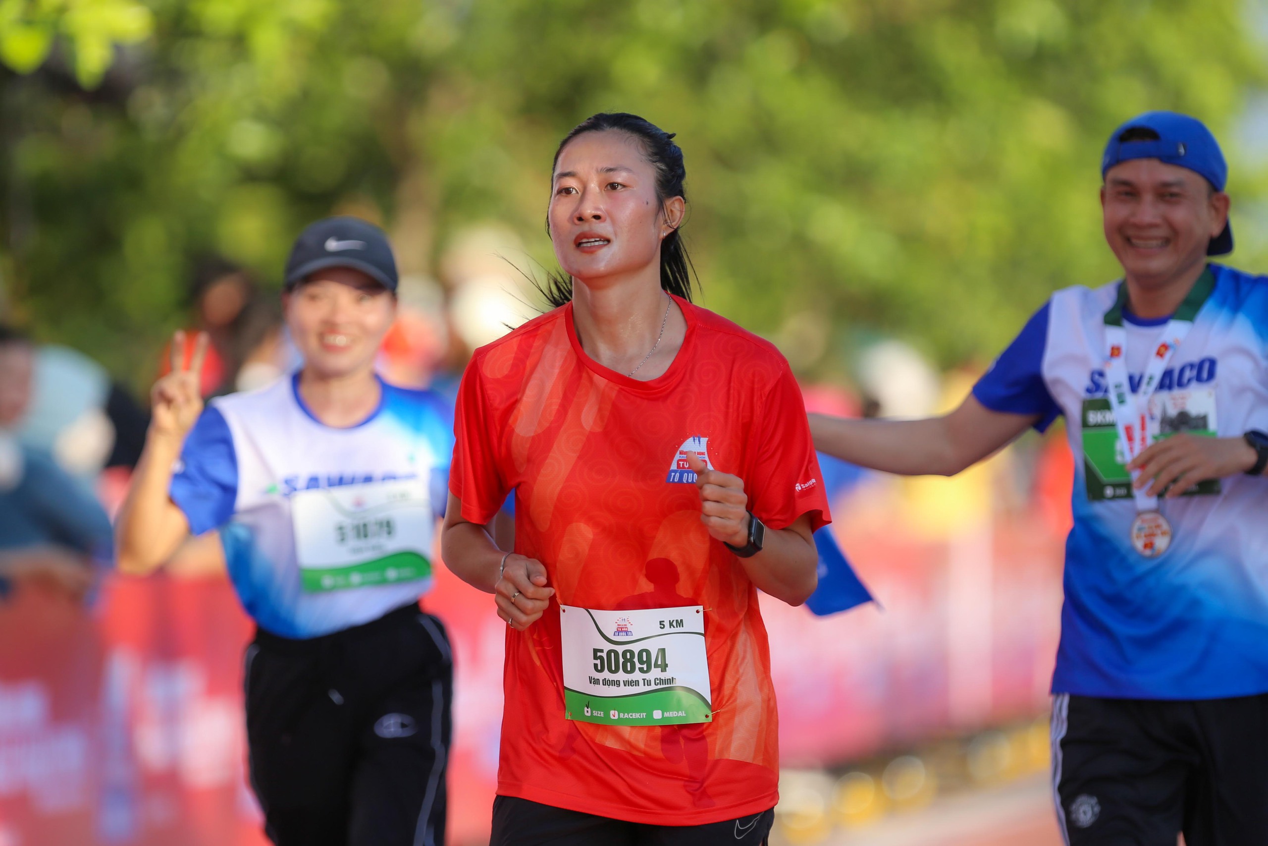 Những khoảnh khắc đáng nhớ tại giải Giải half-marathon “Tự hào Tổ quốc tôi”- Ảnh 18.