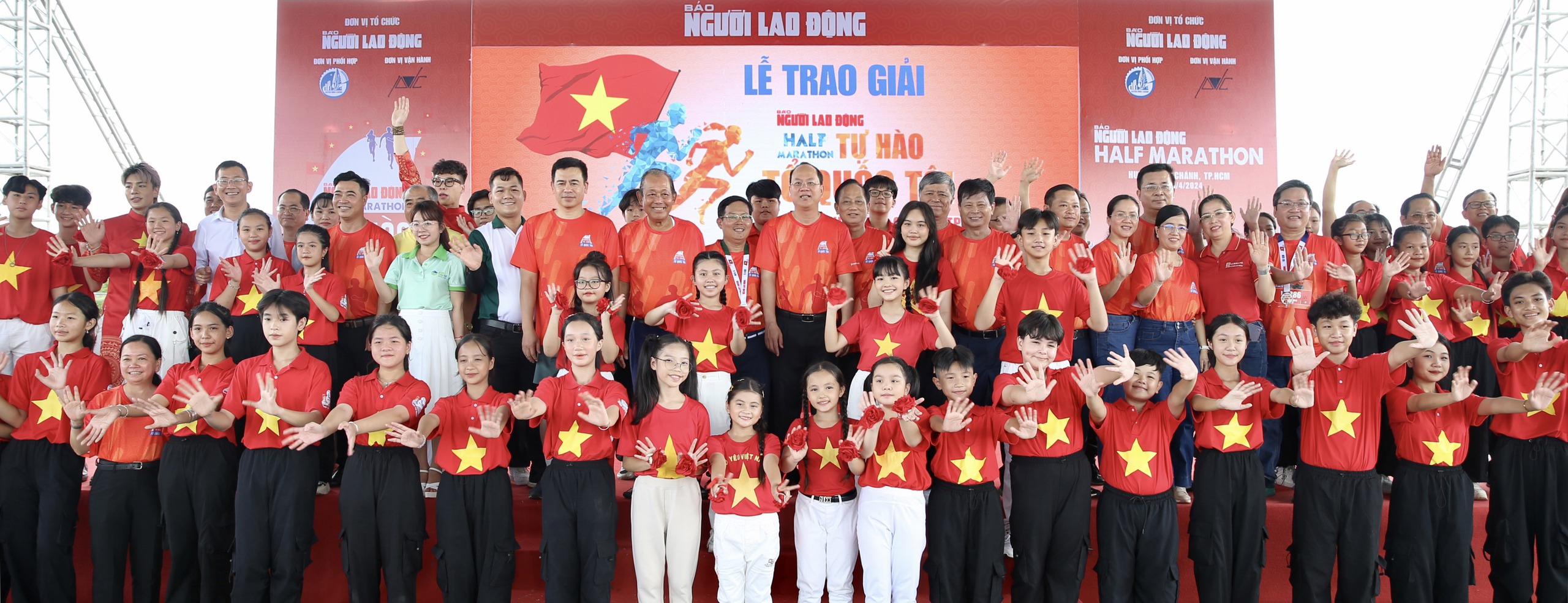 Những khoảnh khắc đáng nhớ tại giải Giải half-marathon “Tự hào Tổ quốc tôi”- Ảnh 28.