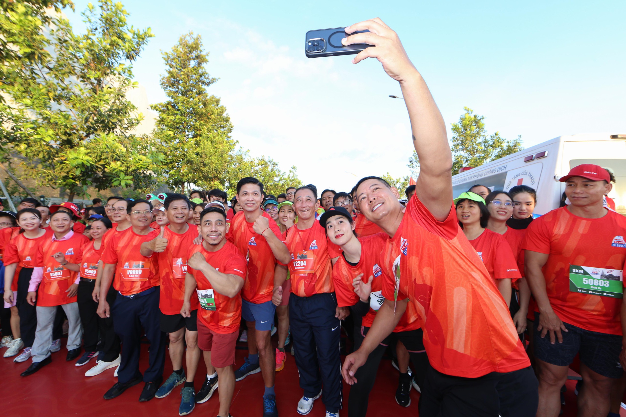 Những khoảnh khắc đáng nhớ tại giải Giải half-marathon “Tự hào Tổ quốc tôi”- Ảnh 17.