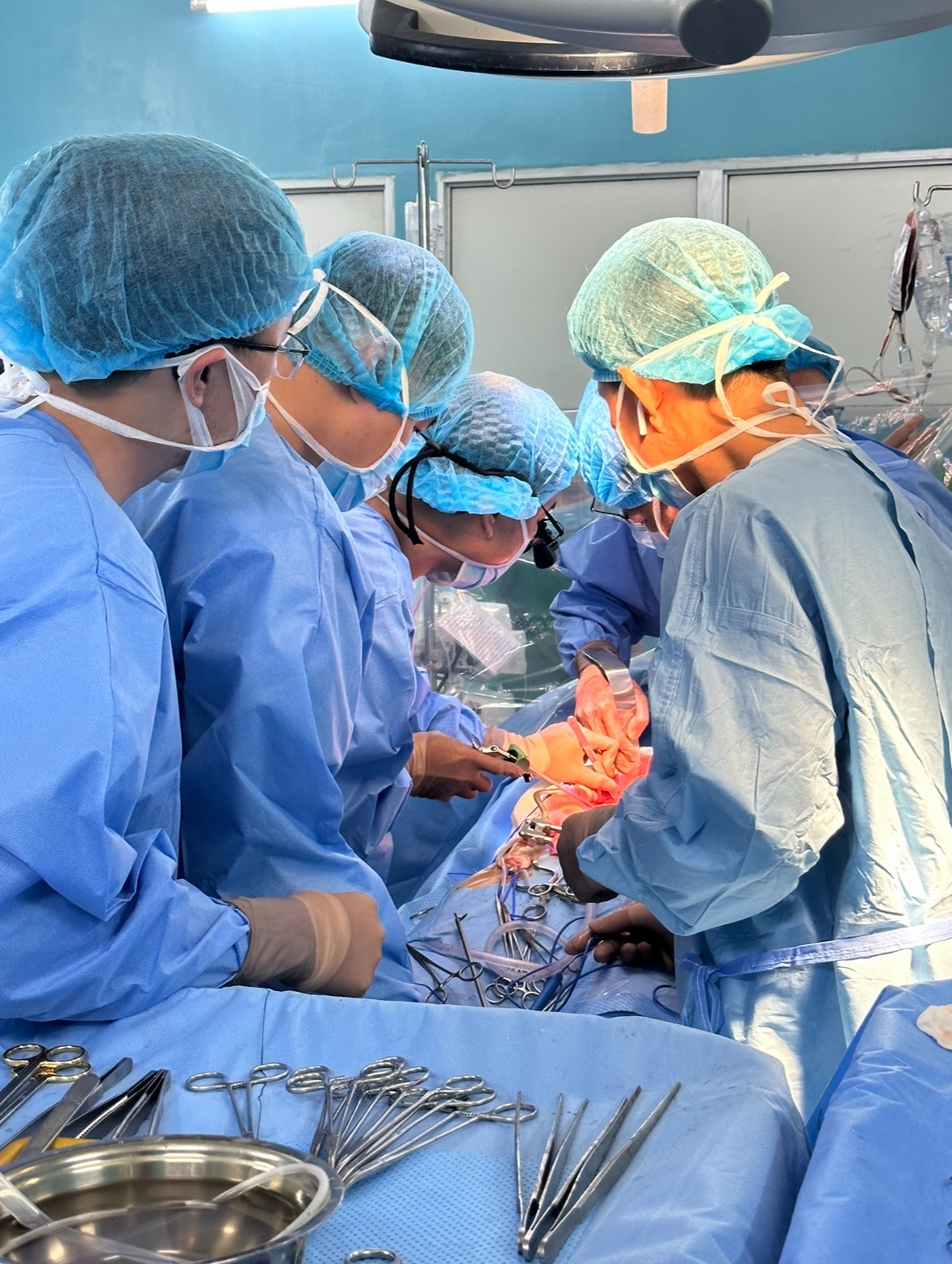 Đột nhiên đau chân, đi khám ra bệnh hiểm- Ảnh 1.