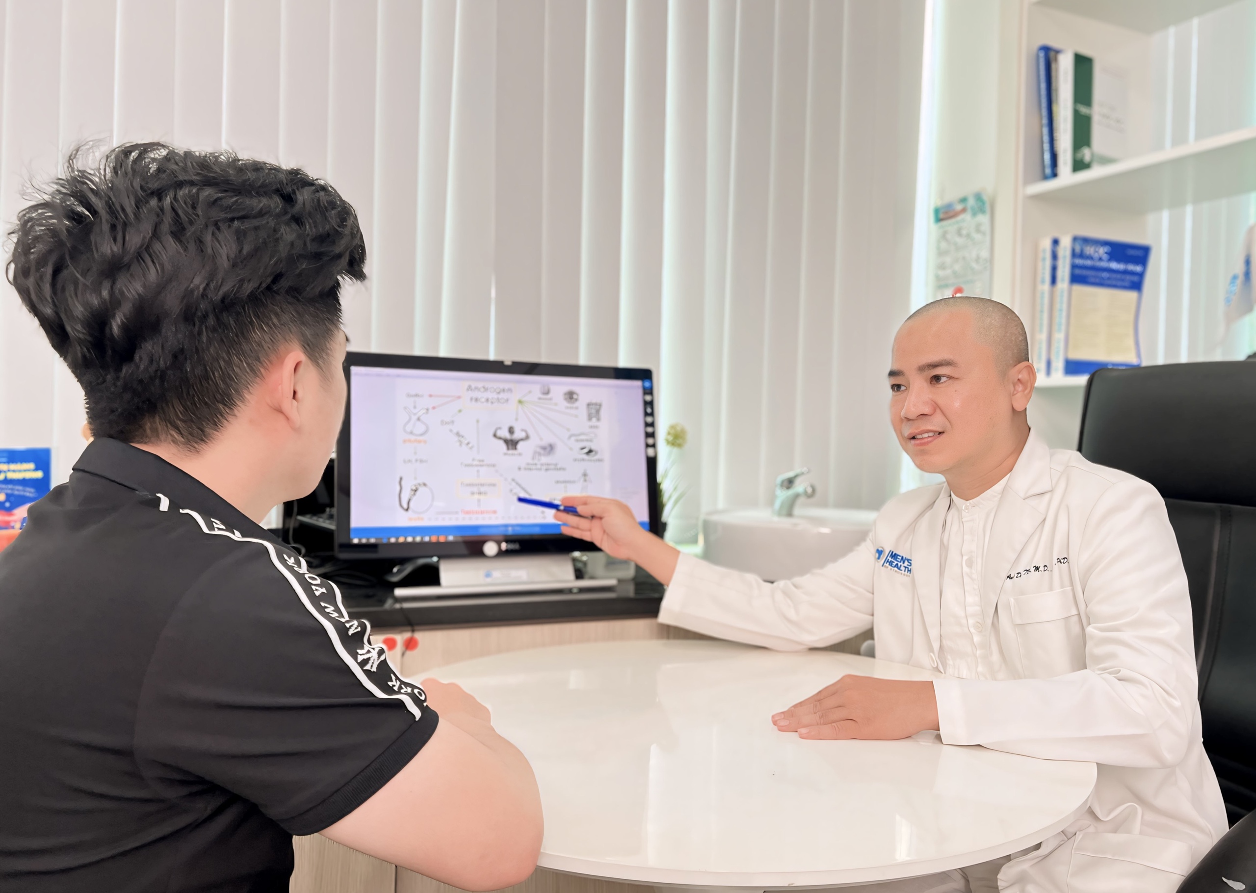 “Cậu nhỏ” gặp họa vì… quảng cáo!- Ảnh 1.