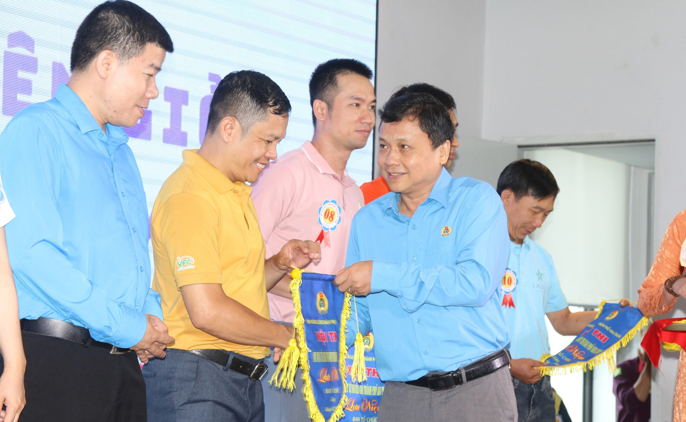Nha Trang tổ chức hội thi an toàn vệ sinh viên giỏi
- Ảnh 1.