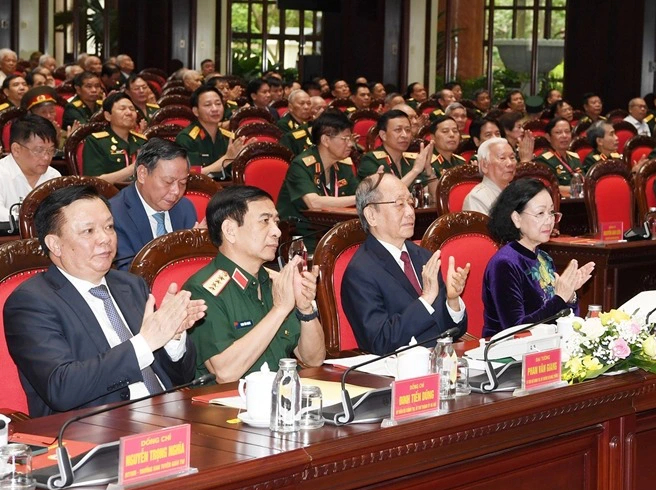 Gặp mặt 300 cựu chiến binh, cựu thanh ni&ecirc;n xung phong tham gia Chiến dịch Điện Bi&ecirc;n Phủ- Ảnh 1.