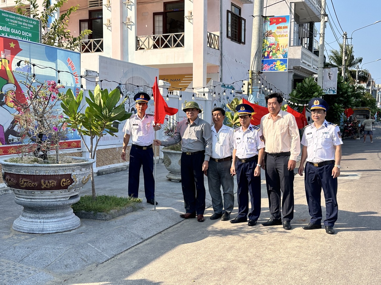 Khánh thành “Đường cờ Tổ quốc” tại bán đảo Phương Mai- Ảnh 2.