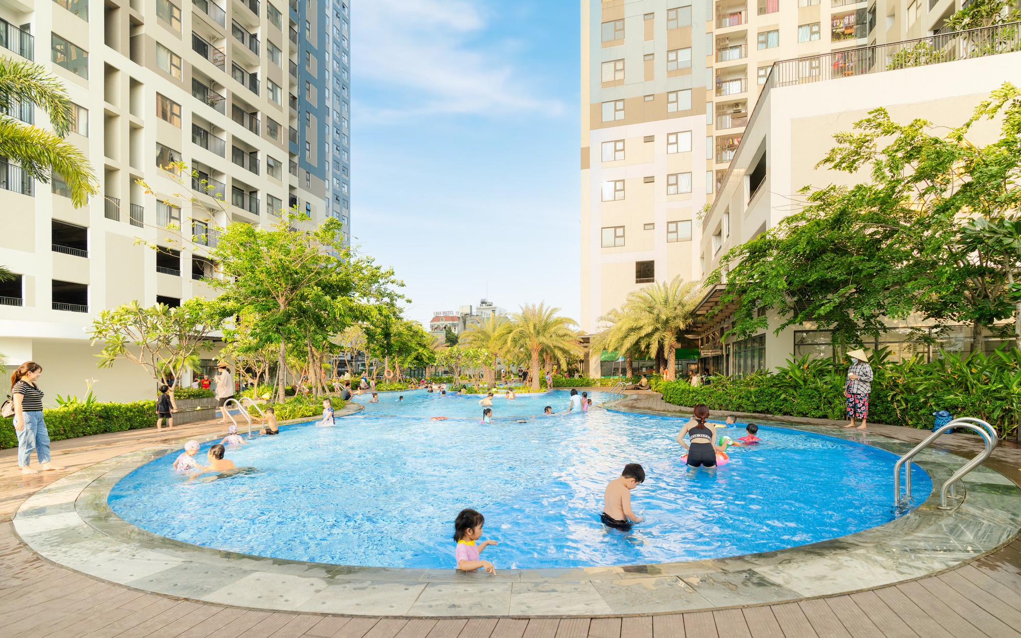 Cuộc sống sôi động bên trong khu căn hộ Charm City Bình Dương