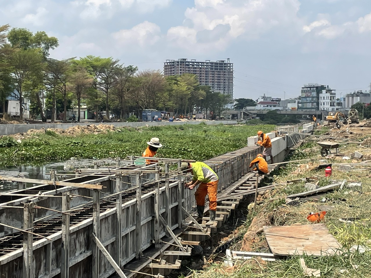 Tập đo&agrave;n Thuận An sẽ bị chấm dứt hợp đồng nếu kh&ocirc;ng thi c&ocirc;ng trở lại- Ảnh 1.