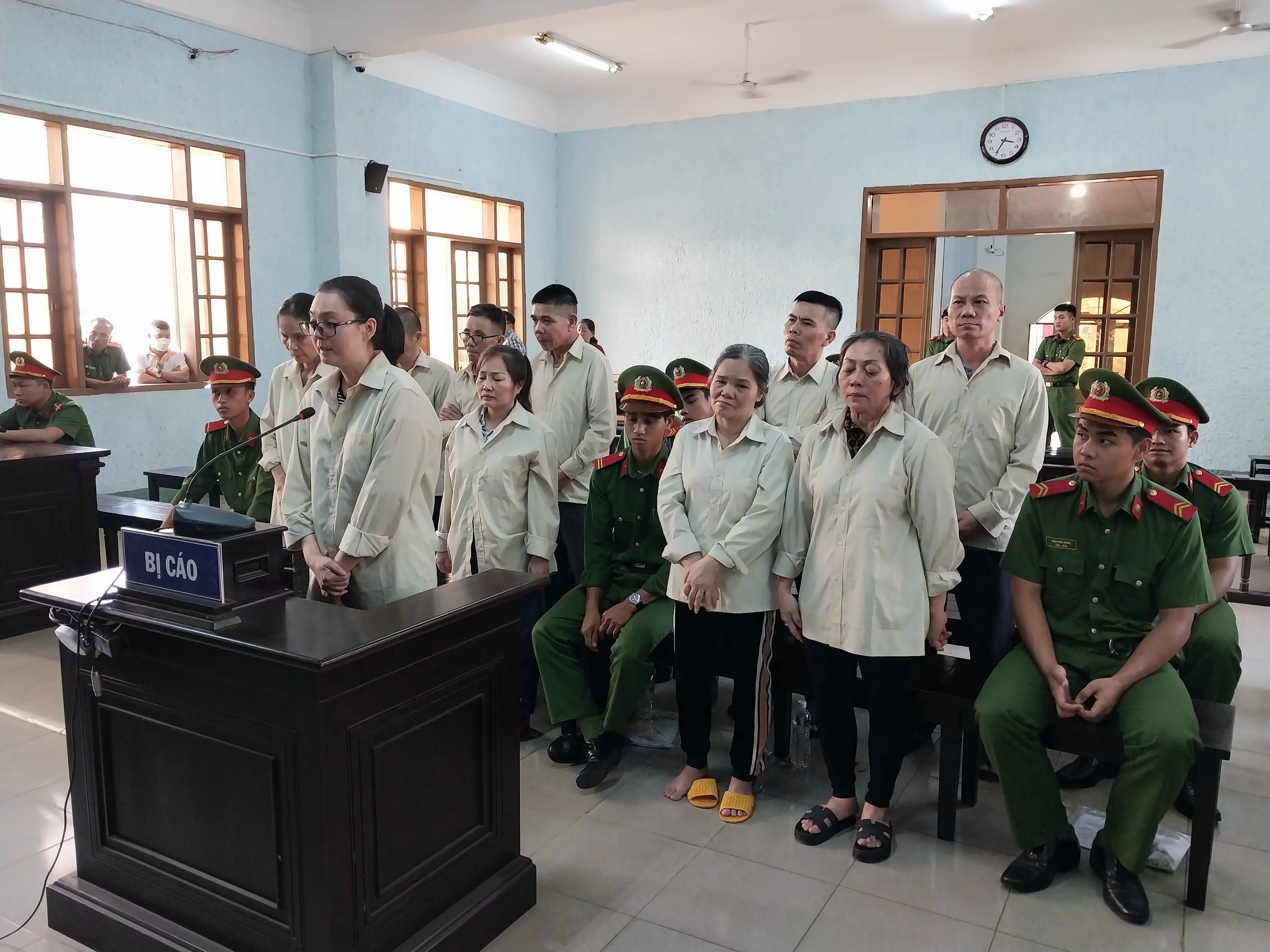 Chống phá nhằm lật đổ chính quyền nhân dân, 10 đối tượng lãnh án- Ảnh 1.
