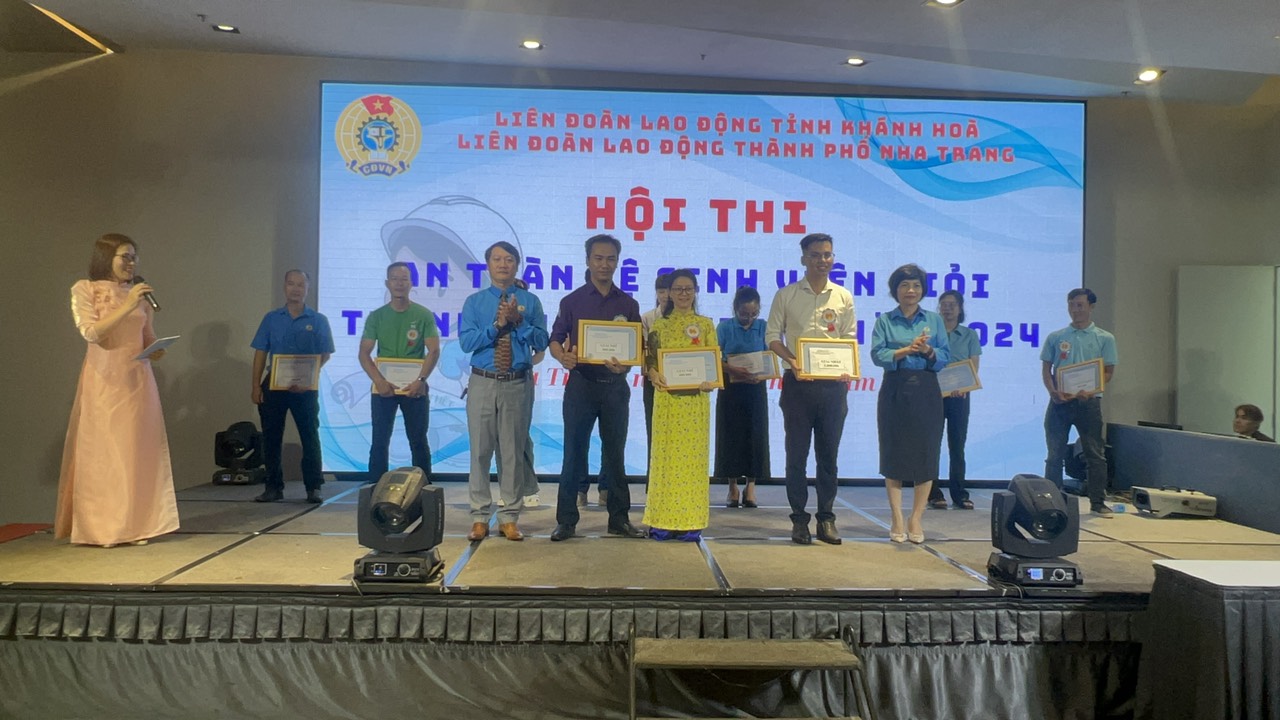 Nha Trang tổ chức hội thi an toàn vệ sinh viên giỏi
- Ảnh 5.