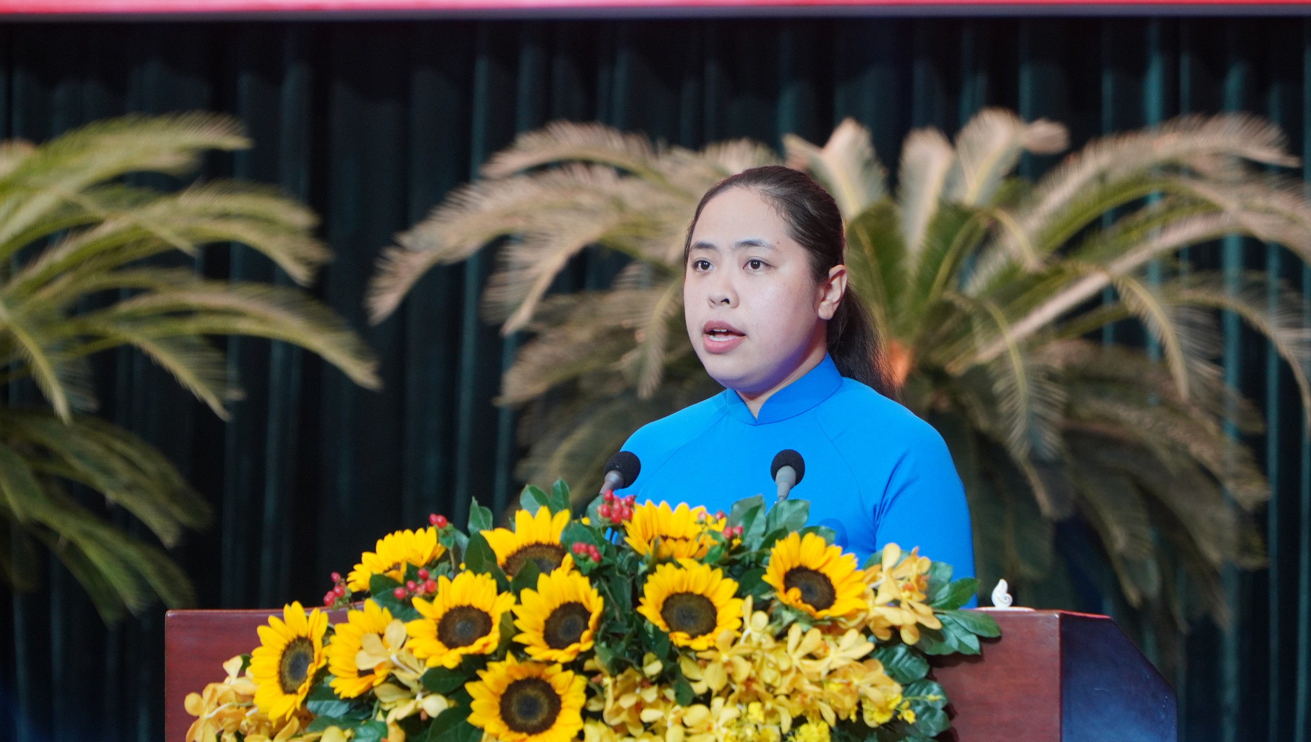 Phát huy tinh thần đại đoàn kết từ chiến thắng Điện Biên Phủ và chiến thắng 30-4-1975- Ảnh 4.