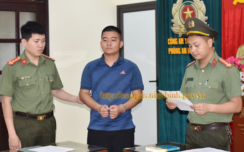 Bắt nam thanh niên nổ súng khi đi đòi nợ