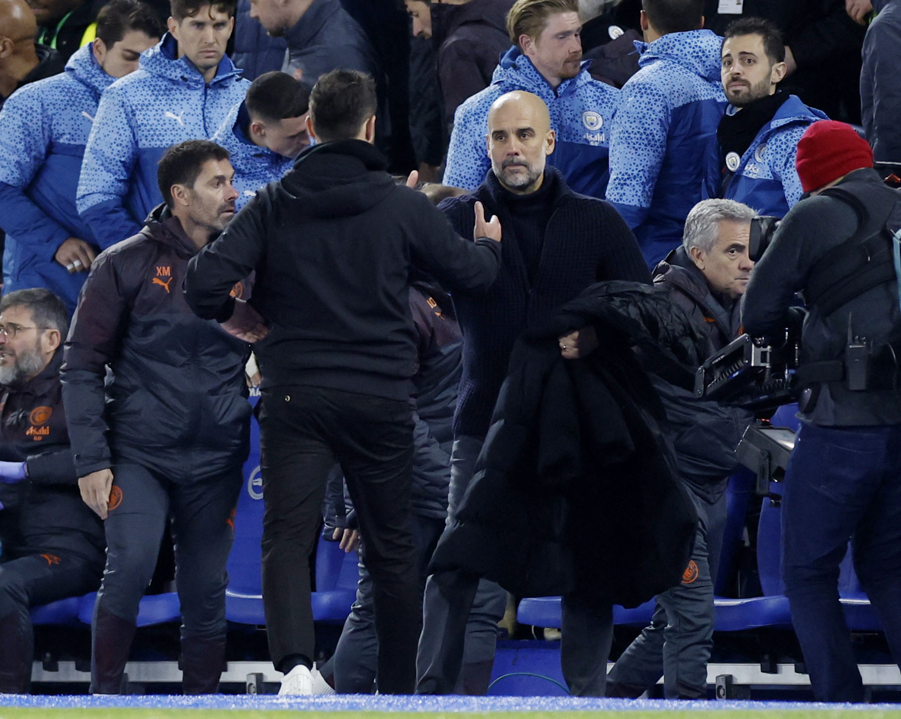 Đại thắng Brighton, Man City gi&agrave;nh ng&ocirc;i nh&igrave; bảng Ngoại hạng Anh- Ảnh 1.