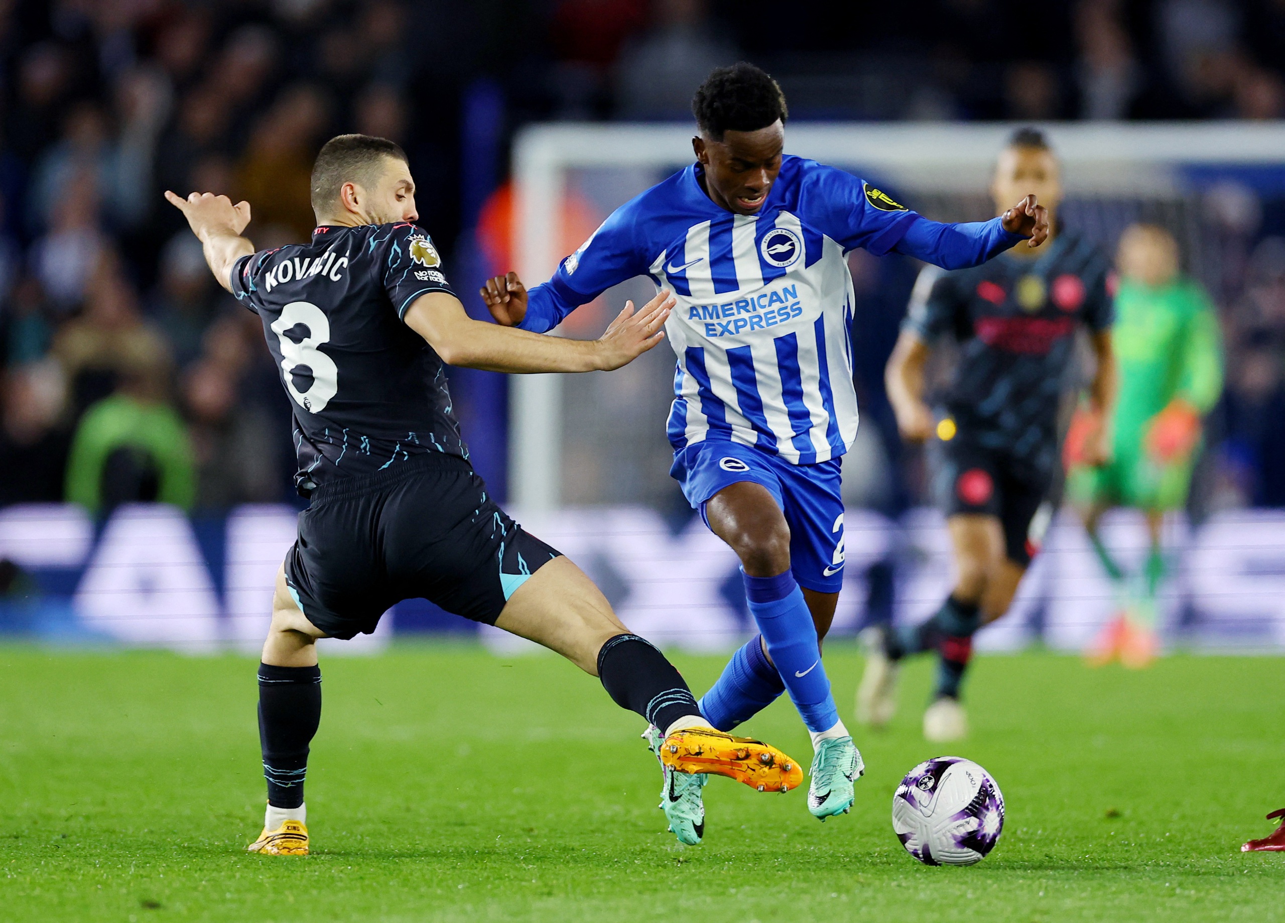 Đại thắng Brighton, Man City gi&agrave;nh ng&ocirc;i nh&igrave; bảng Ngoại hạng Anh- Ảnh 2.