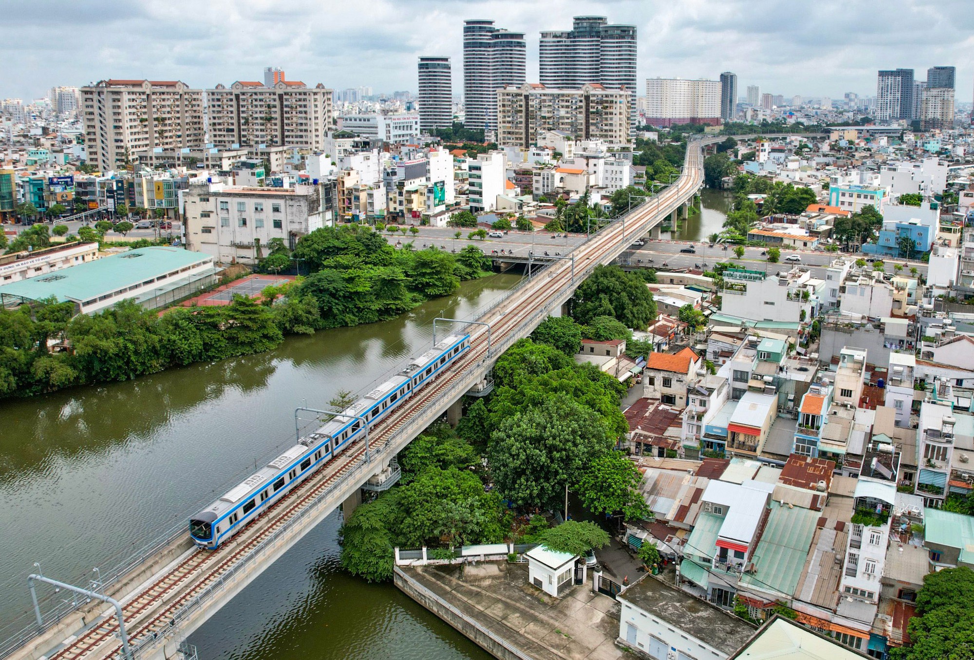 Khởi đầu ph&aacute;t triển đường sắt đ&ocirc; thị- Ảnh 2.