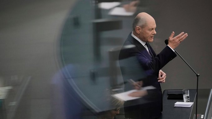 Thủ tướng Đức Scholz từ chối cung cấp tên lửa tầm xa Taurus cho Ukraine. Ảnh: Euro News