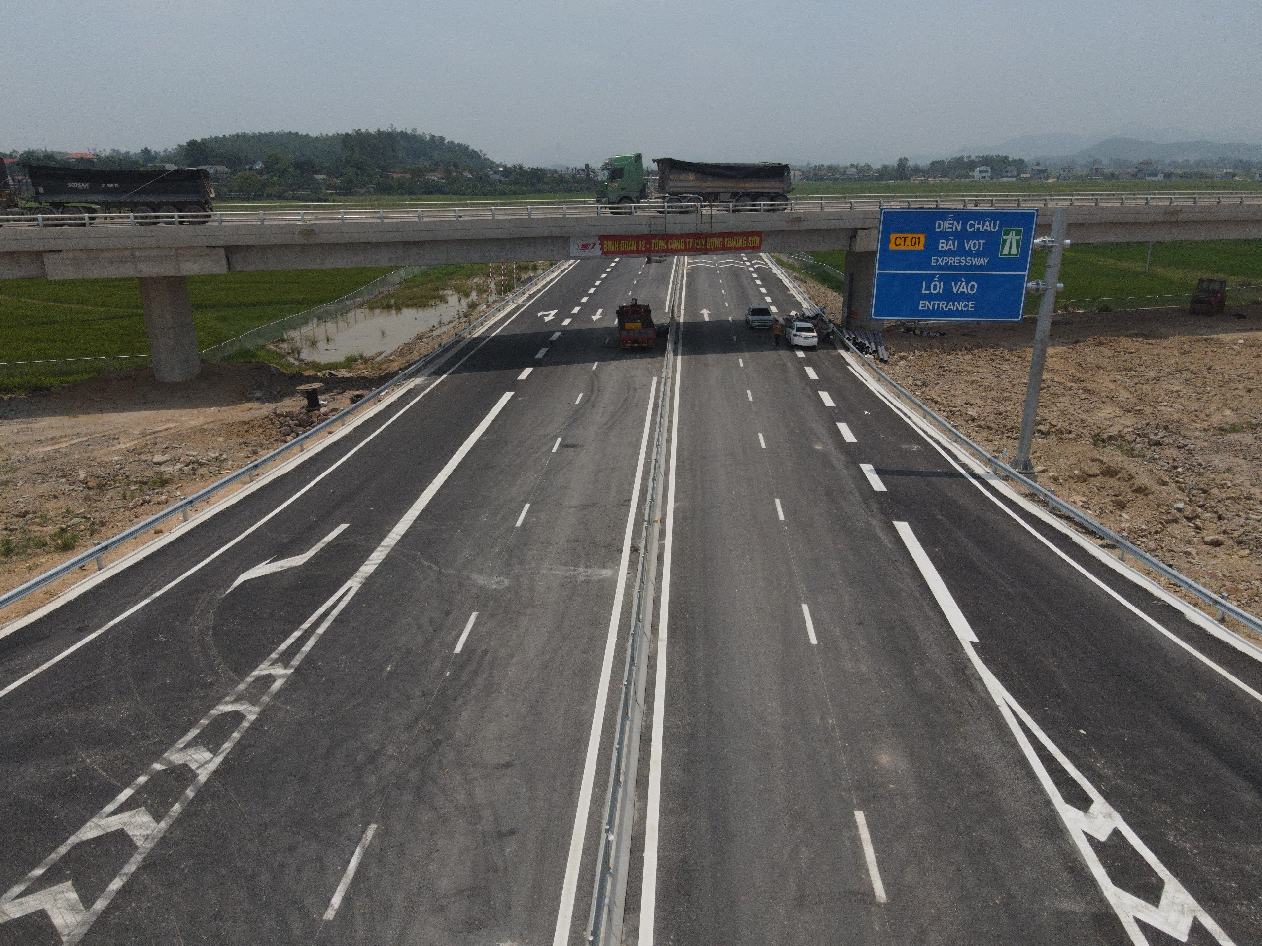 Cách di chuyển trên cao tốc Bắc - Nam đoạn qua Nghệ An dịp lễ 30-4 và 1-5- Ảnh 1.