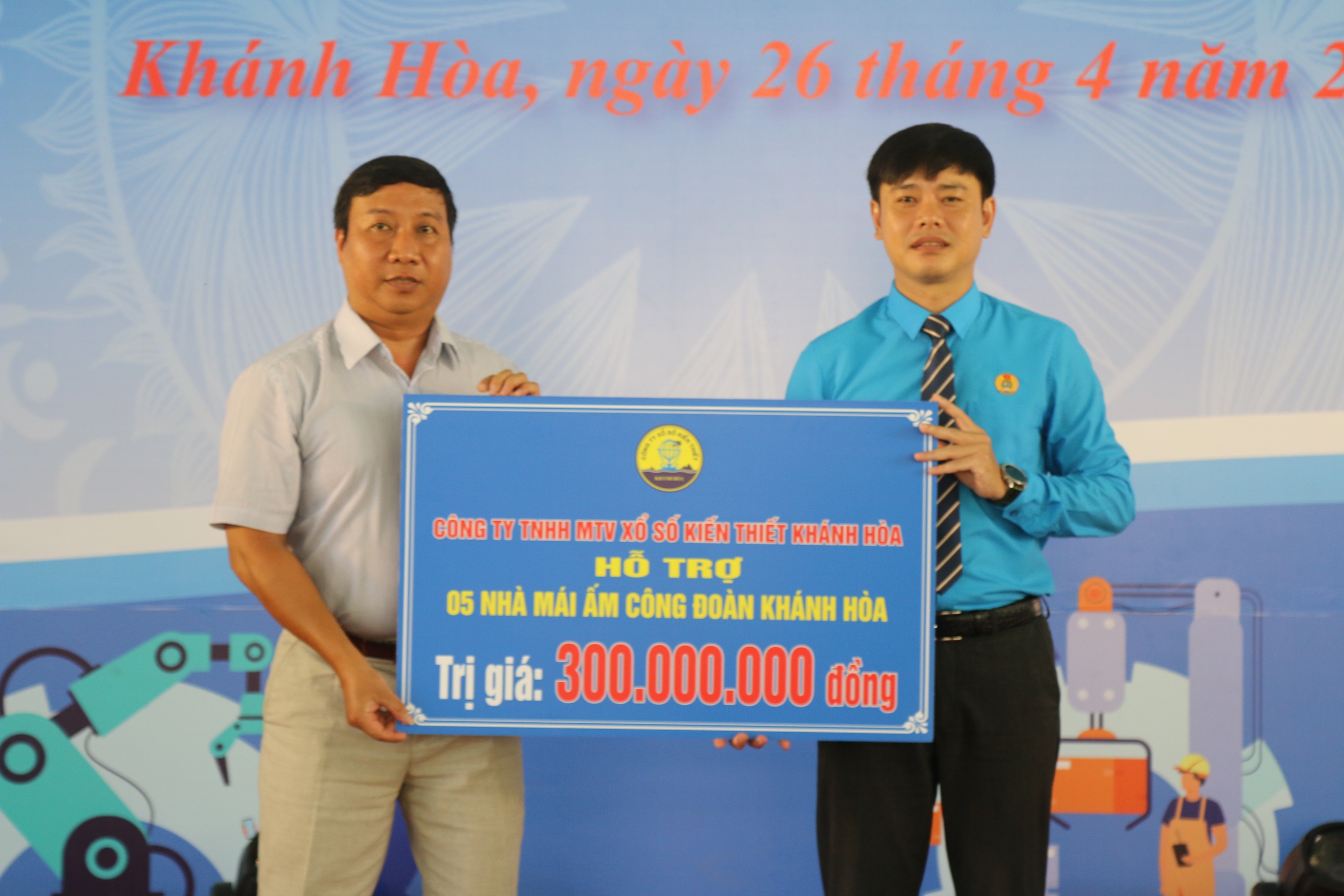 Kh&aacute;nh Ho&agrave; khởi động Th&aacute;ng C&ocirc;ng nh&acirc;n- Ảnh 5.