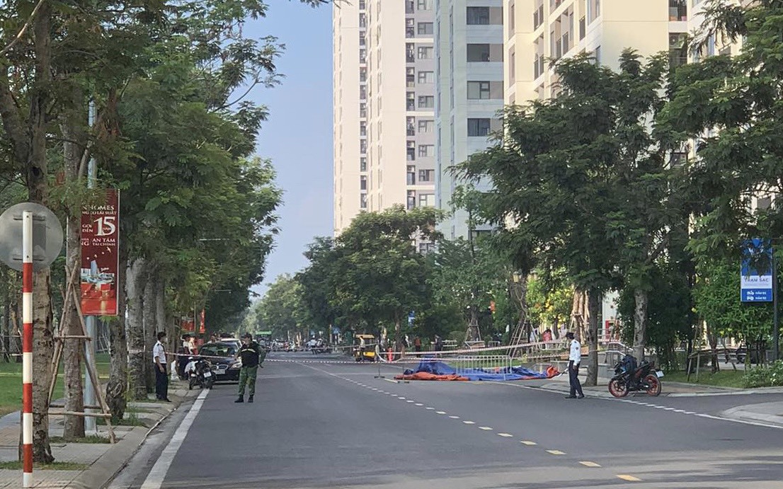 TP HCM: Một người tử vong trong khuôn viên chung cư