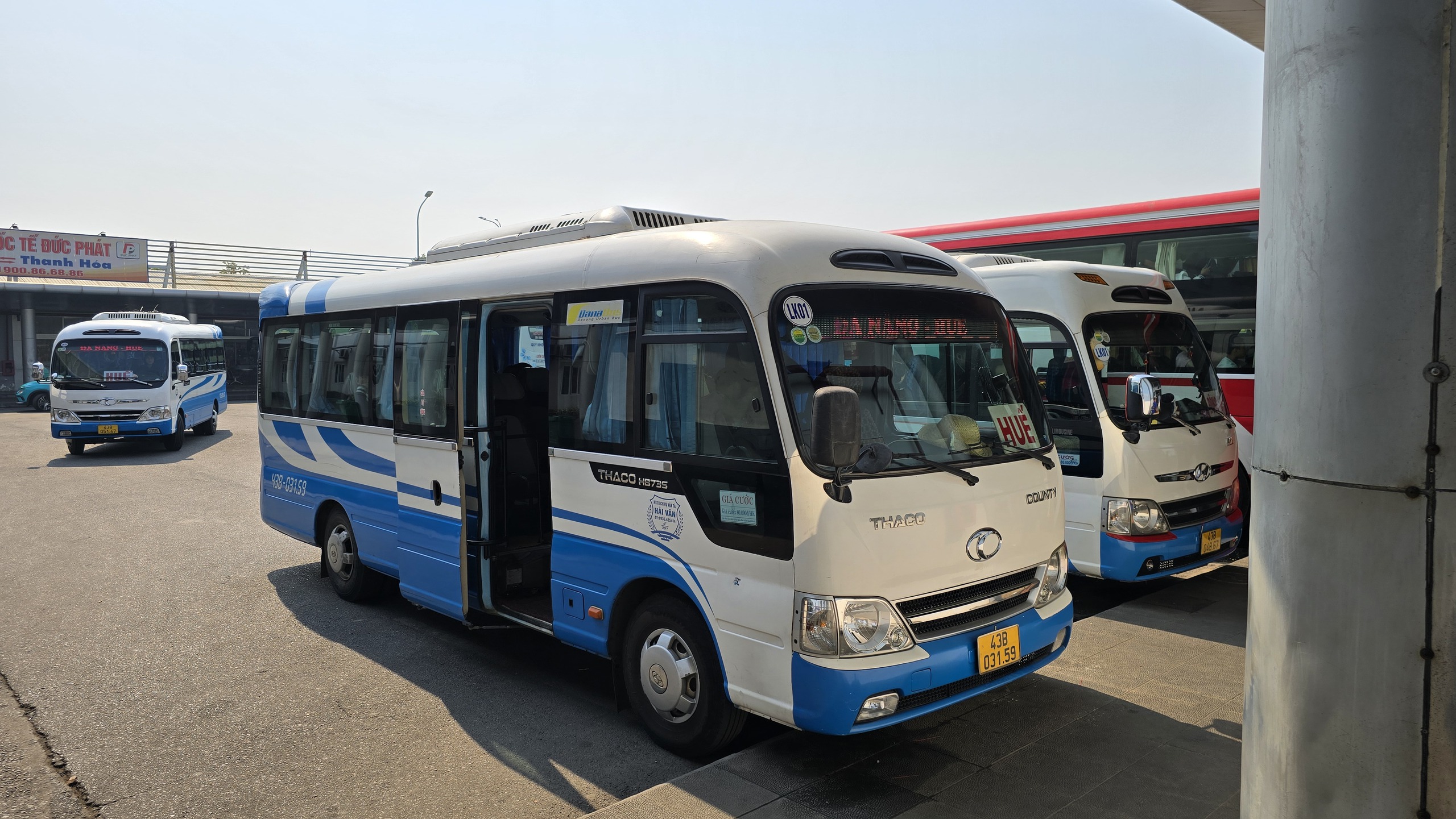 Khung cảnh lạ ở sân bay Tân Sơn Nhất trong ngày đầu nghỉ lễ 30-4, 1-5- Ảnh 12.